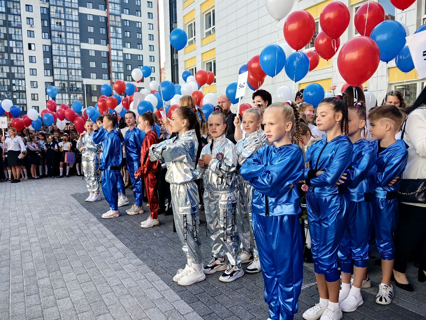 Первый класс, День Знаний, парта, событие, первый звонок