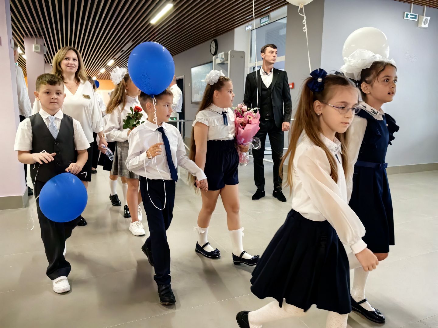 Первый класс, День Знаний, парта, событие, первый звонок