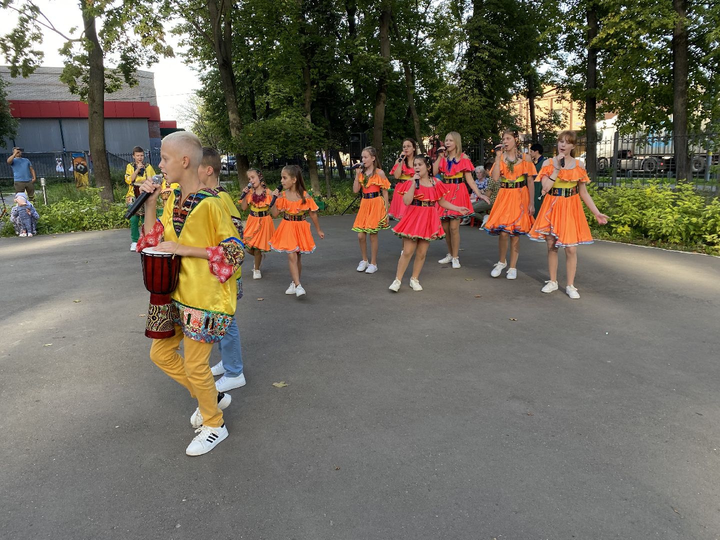 Балашиха, микрорайон Кучино, ДК Кучино, День знаний, концерн