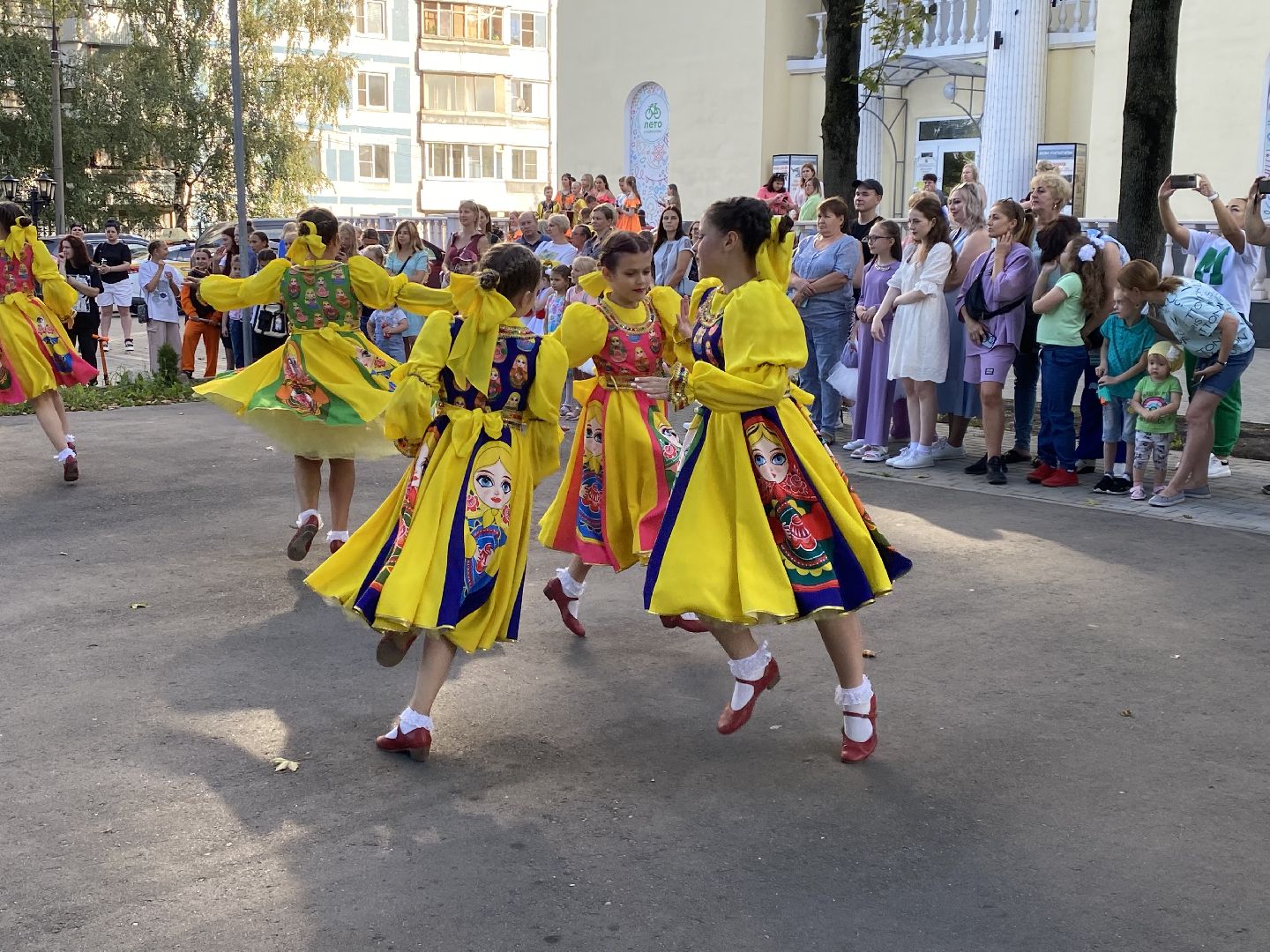 Балашиха, микрорайон Кучино, ДК Кучино, День знаний, концерн