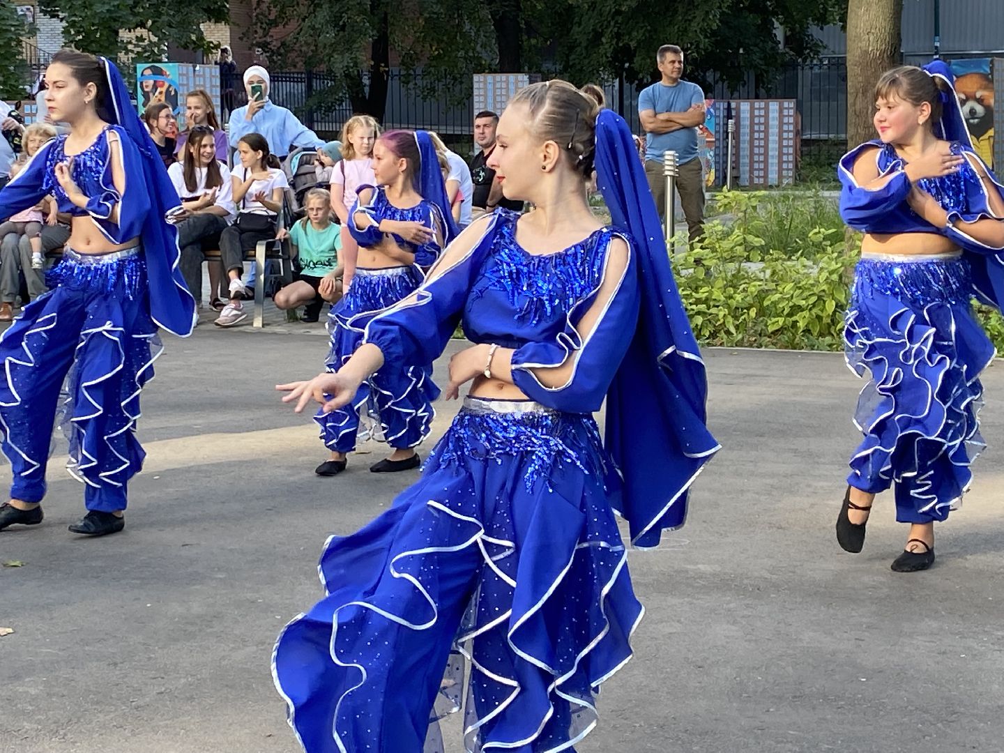 Балашиха, микрорайон Кучино, ДК Кучино, День знаний, концерн