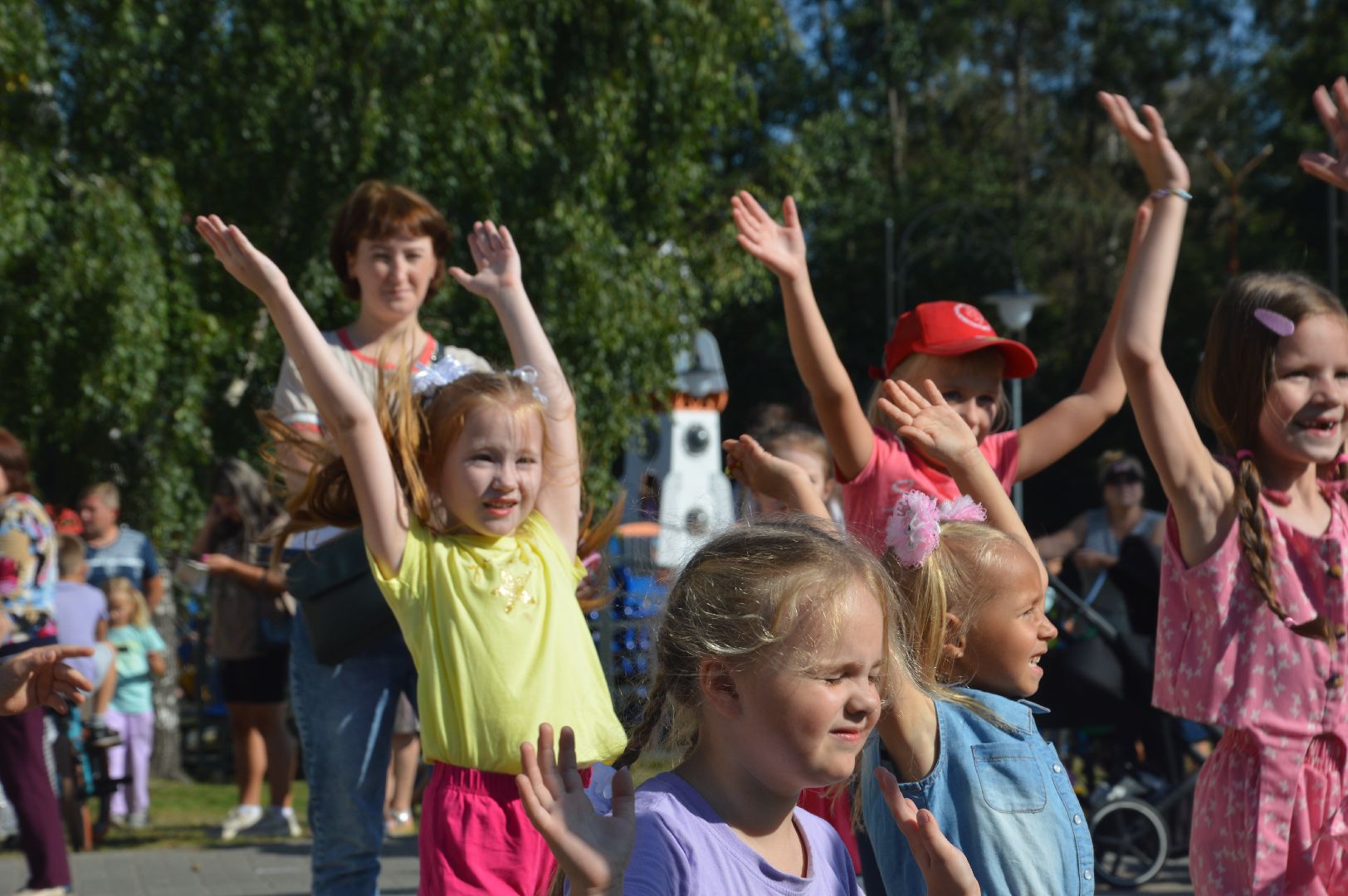 Шатура, парк, 1 сентября, День знаний