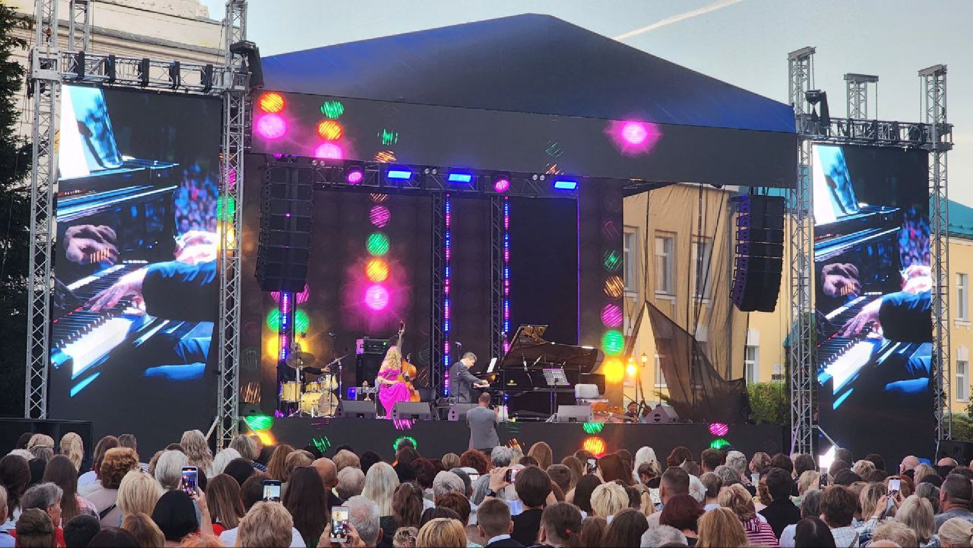 Дмитров, Историческая площадь, Денис Мацуев