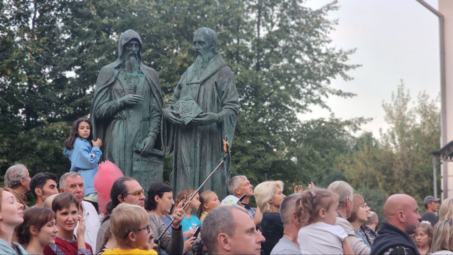 Дмитров, Историческая площадь, Денис Мацуев