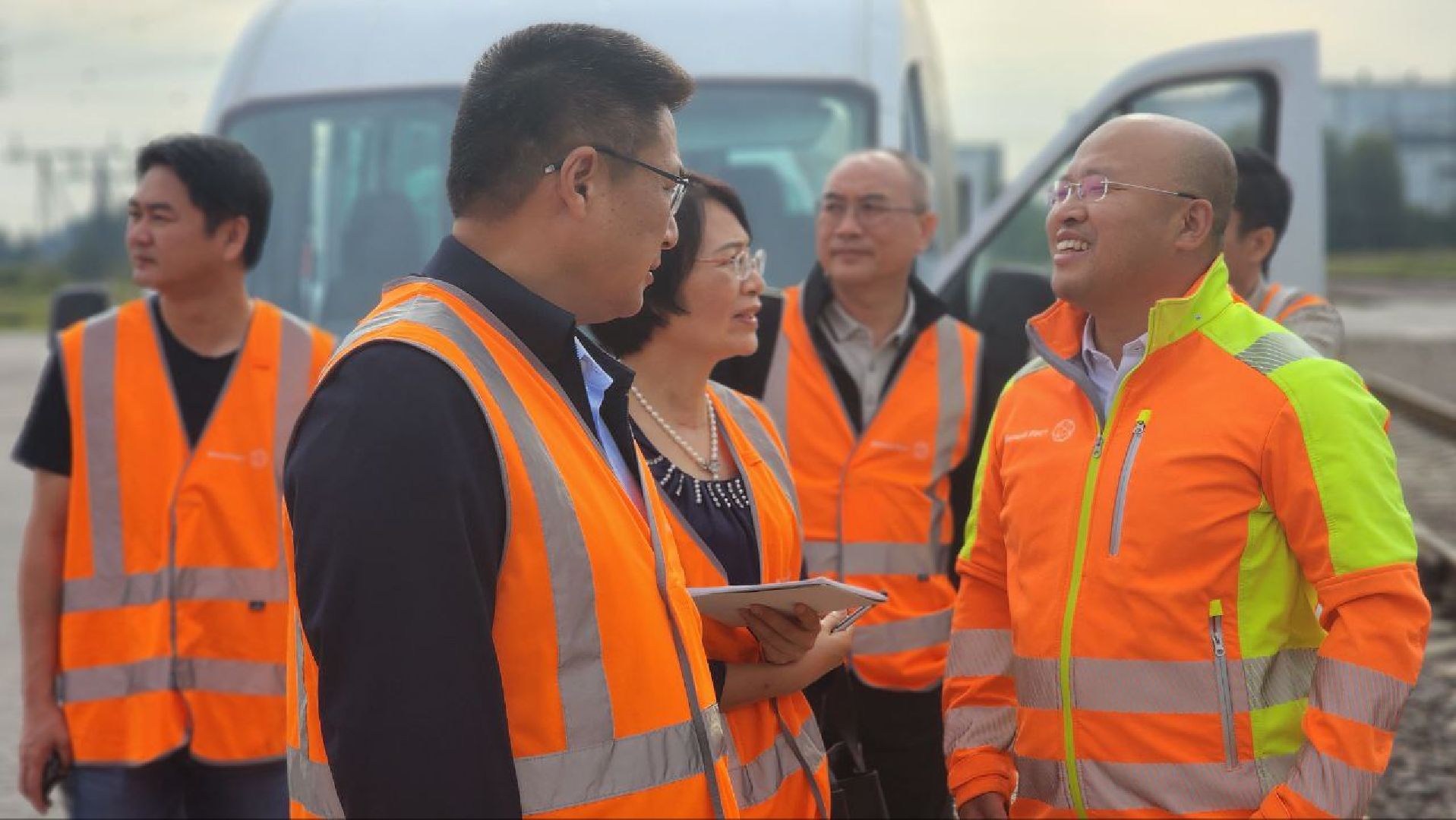 Дмитров, ТЛЦ Белый Раст, Чжаоцин, Китай