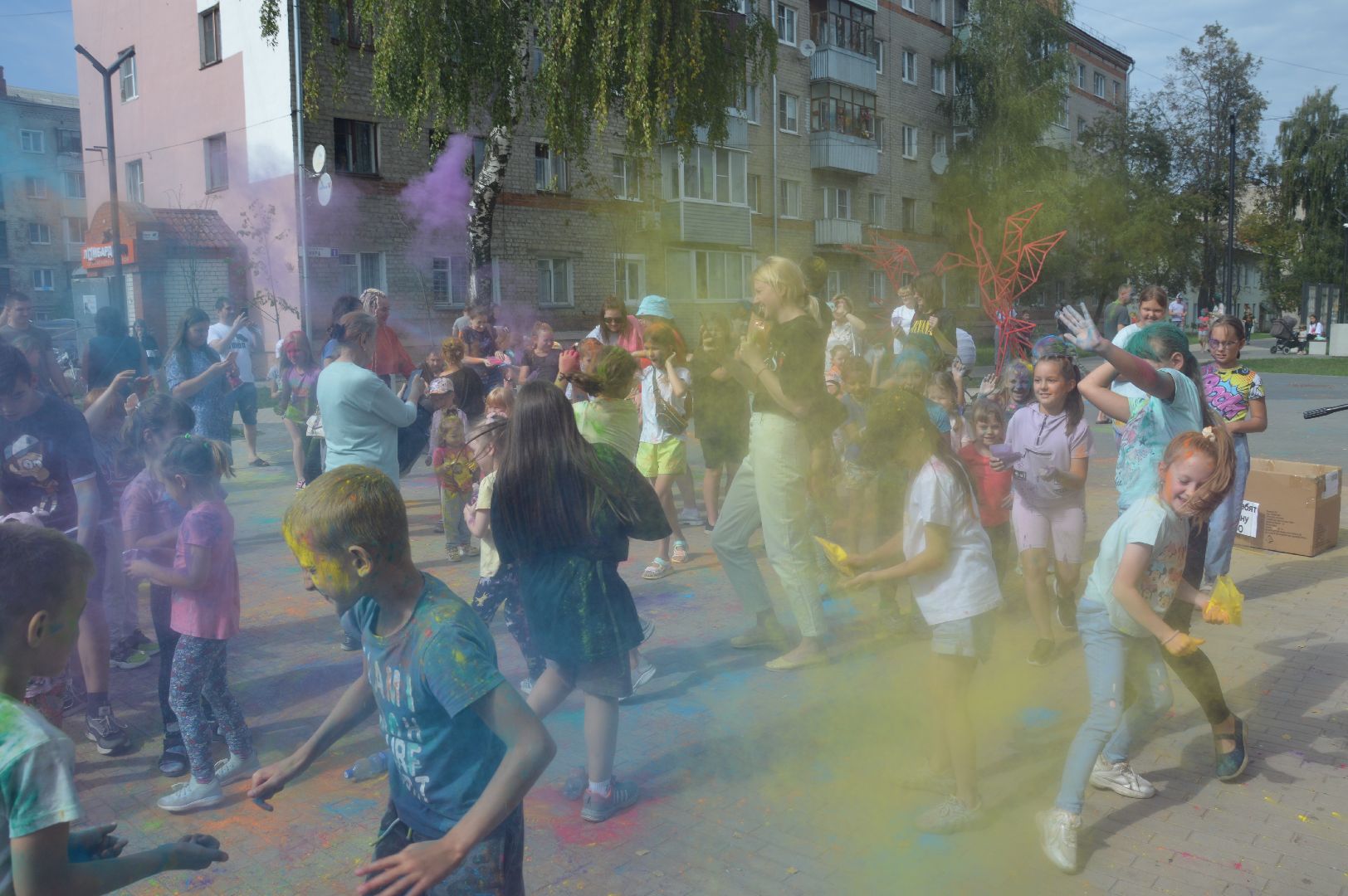 Шатура, краски осени, осень, краски холи, праздник,