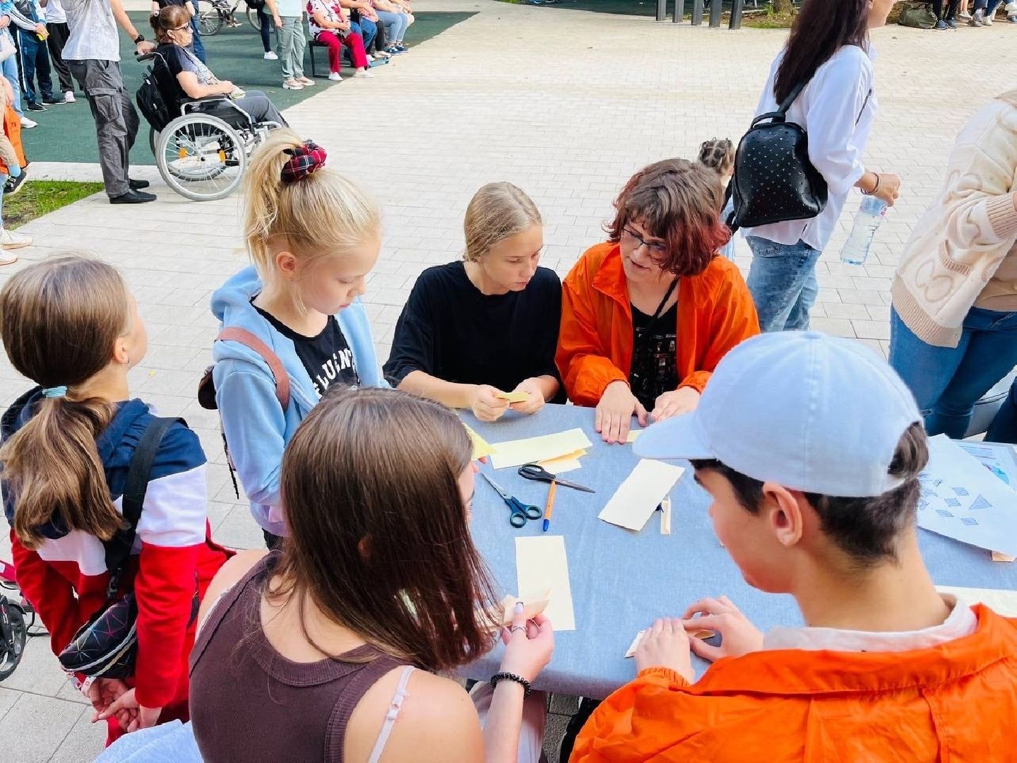 Солнечногорск, День борьбы с терроризмом, голубь мира, волонтеры, общество