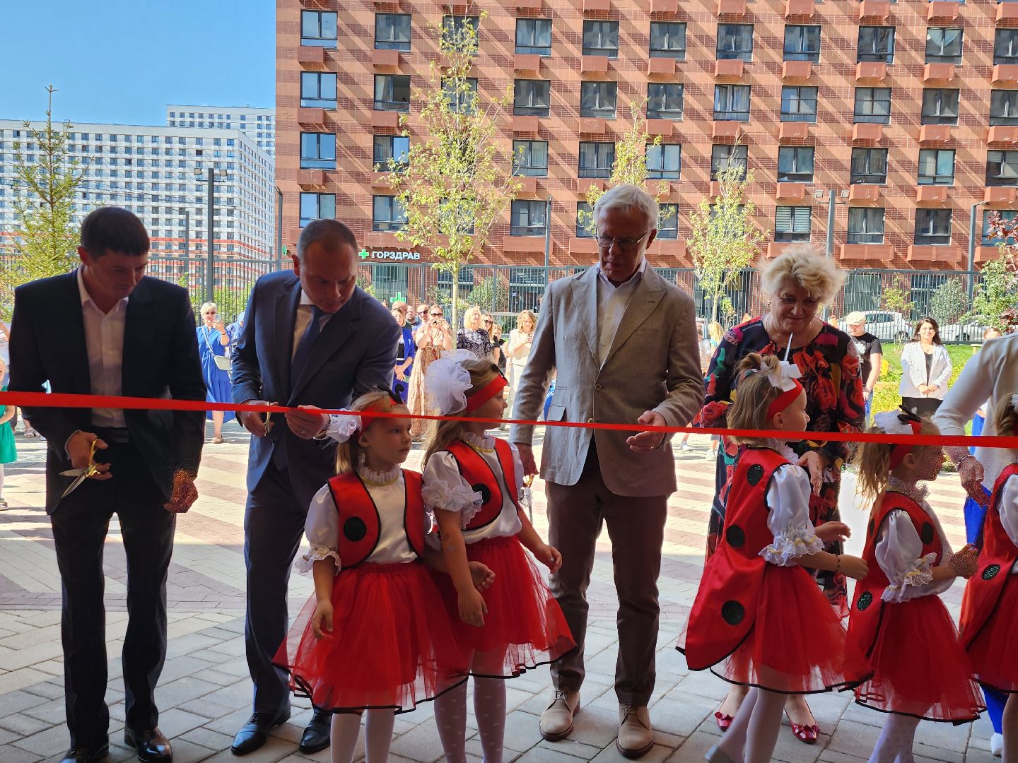 детский сад; бобрёнок; дети; строительство