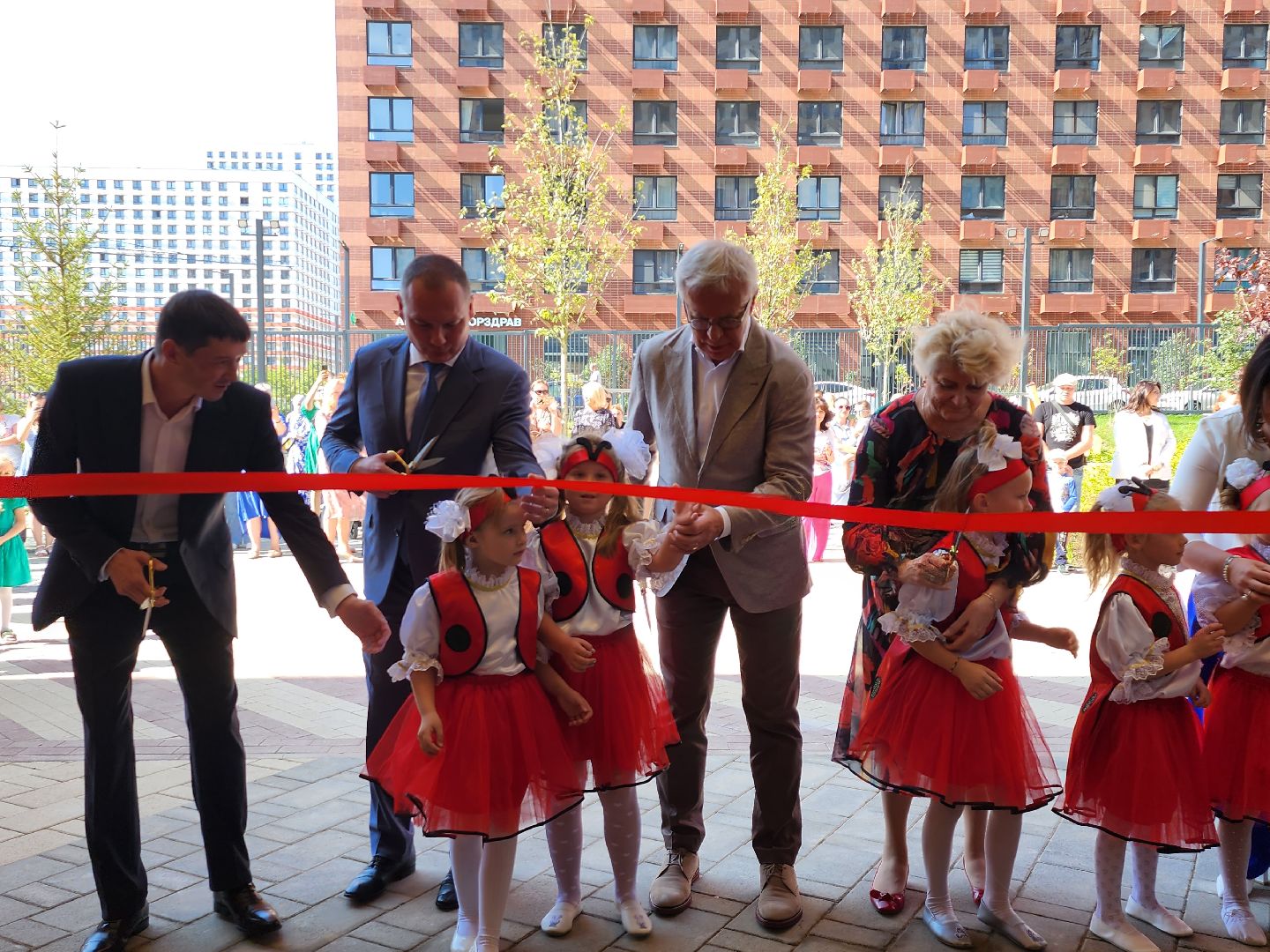 детский сад; бобрёнок; дети; строительство