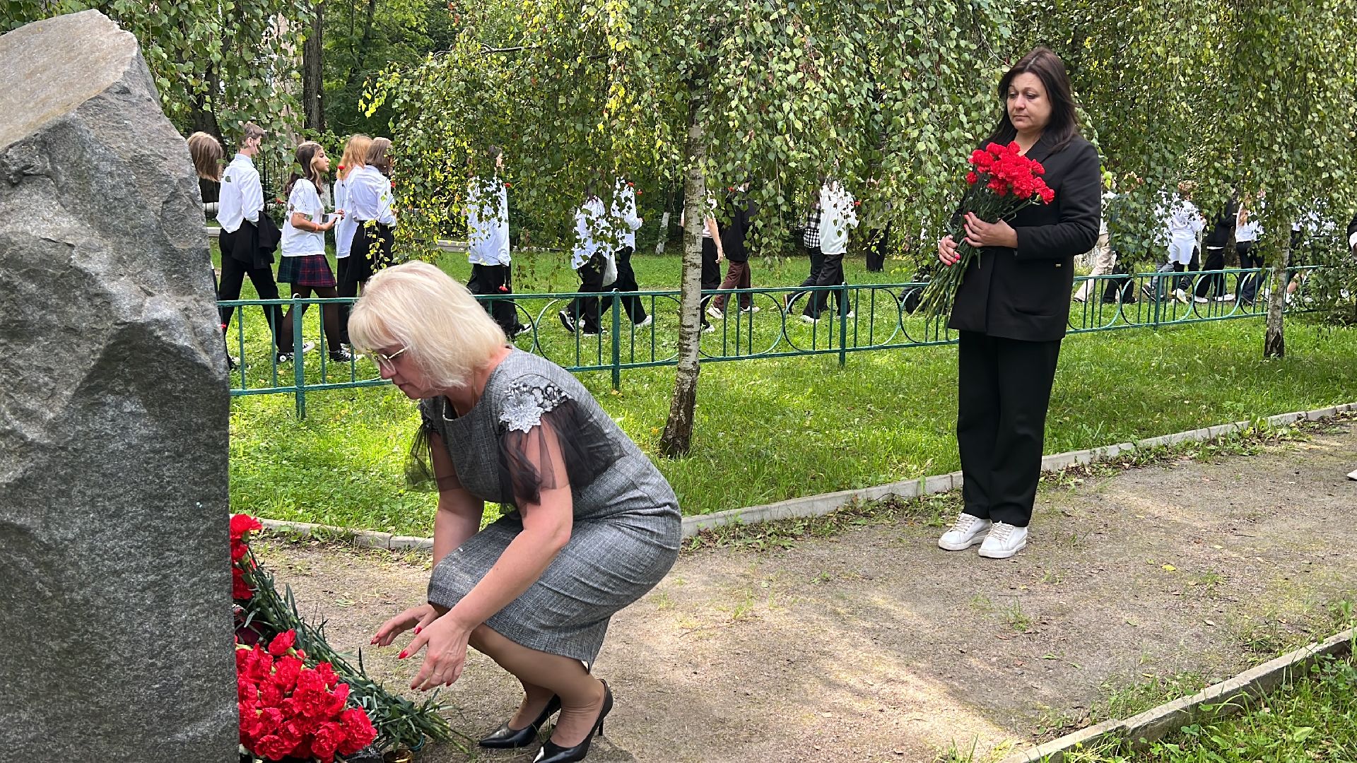 Химки, День памяти жертв беслана, монумент, терроризм, школа