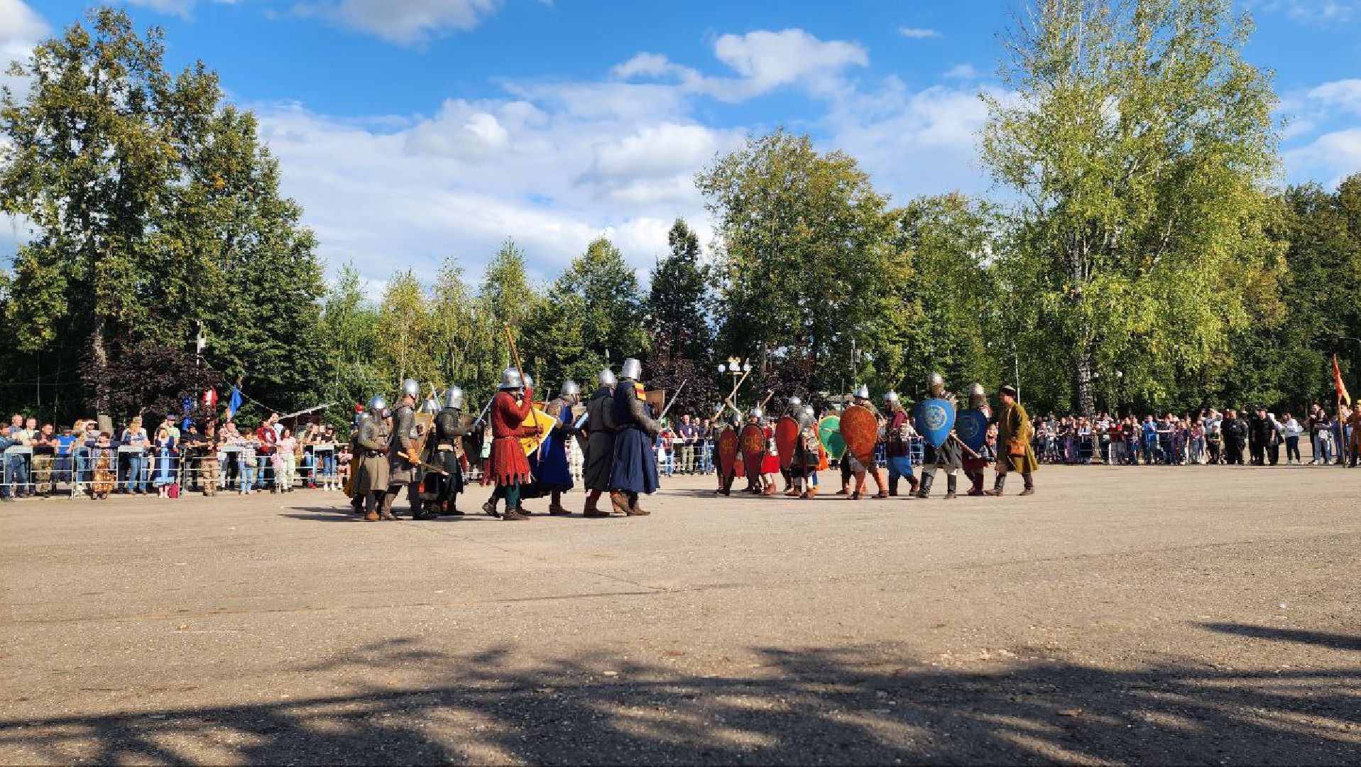 Дмитров, Яхрома, Клим Жуков