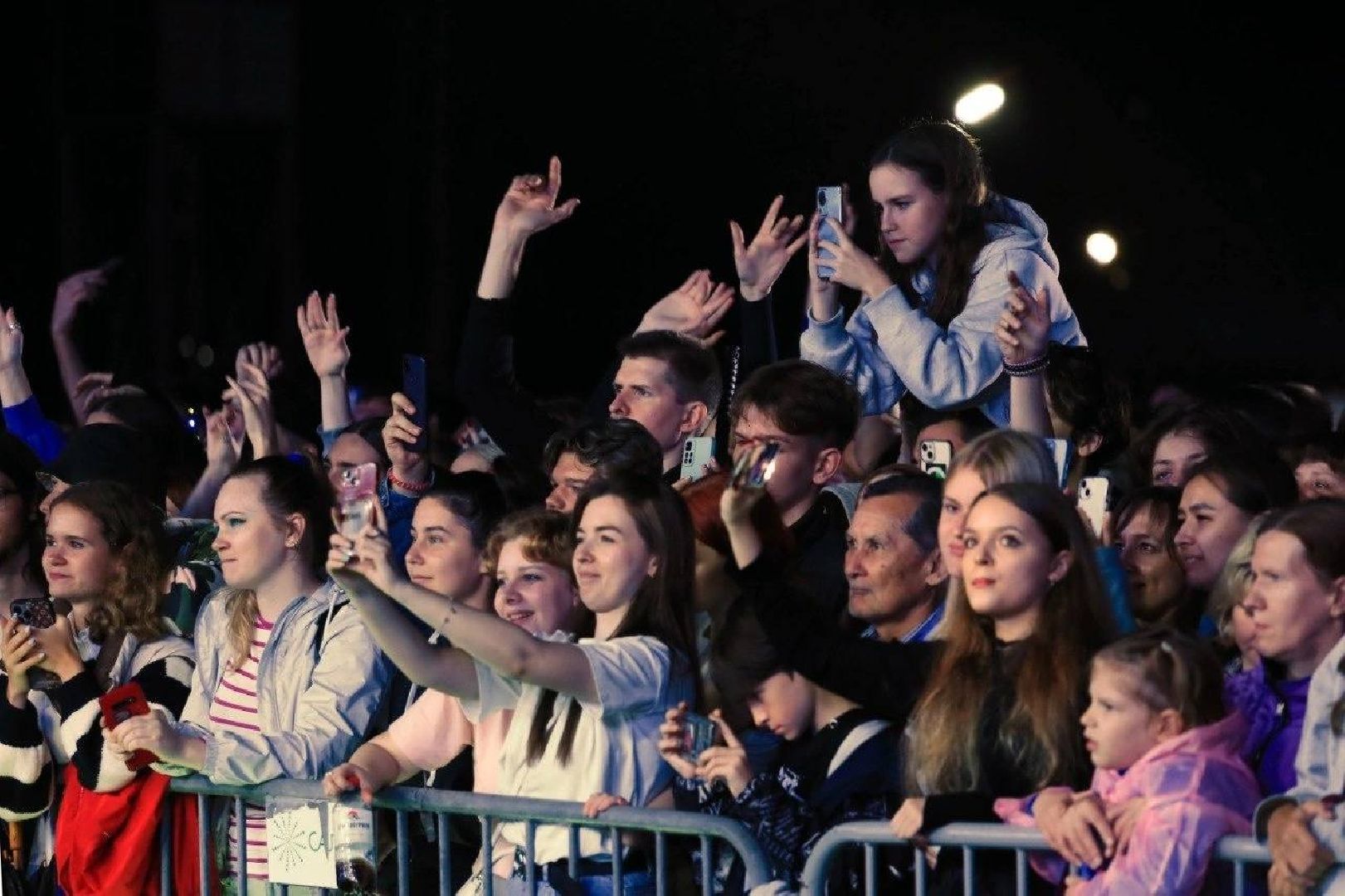 Долгопрудный, Блестящие, IOWA