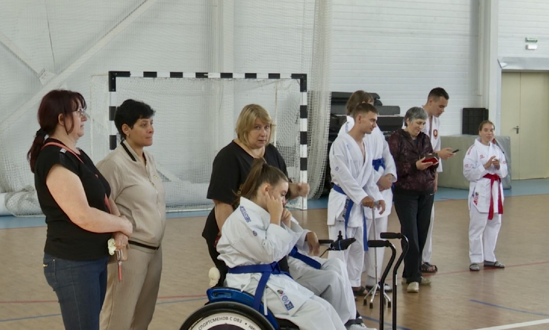 Клин, спорт, общество, люди, каратэ