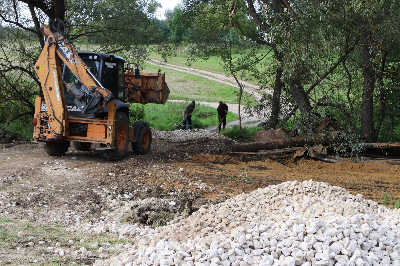 Серебряные Пруды, плотина