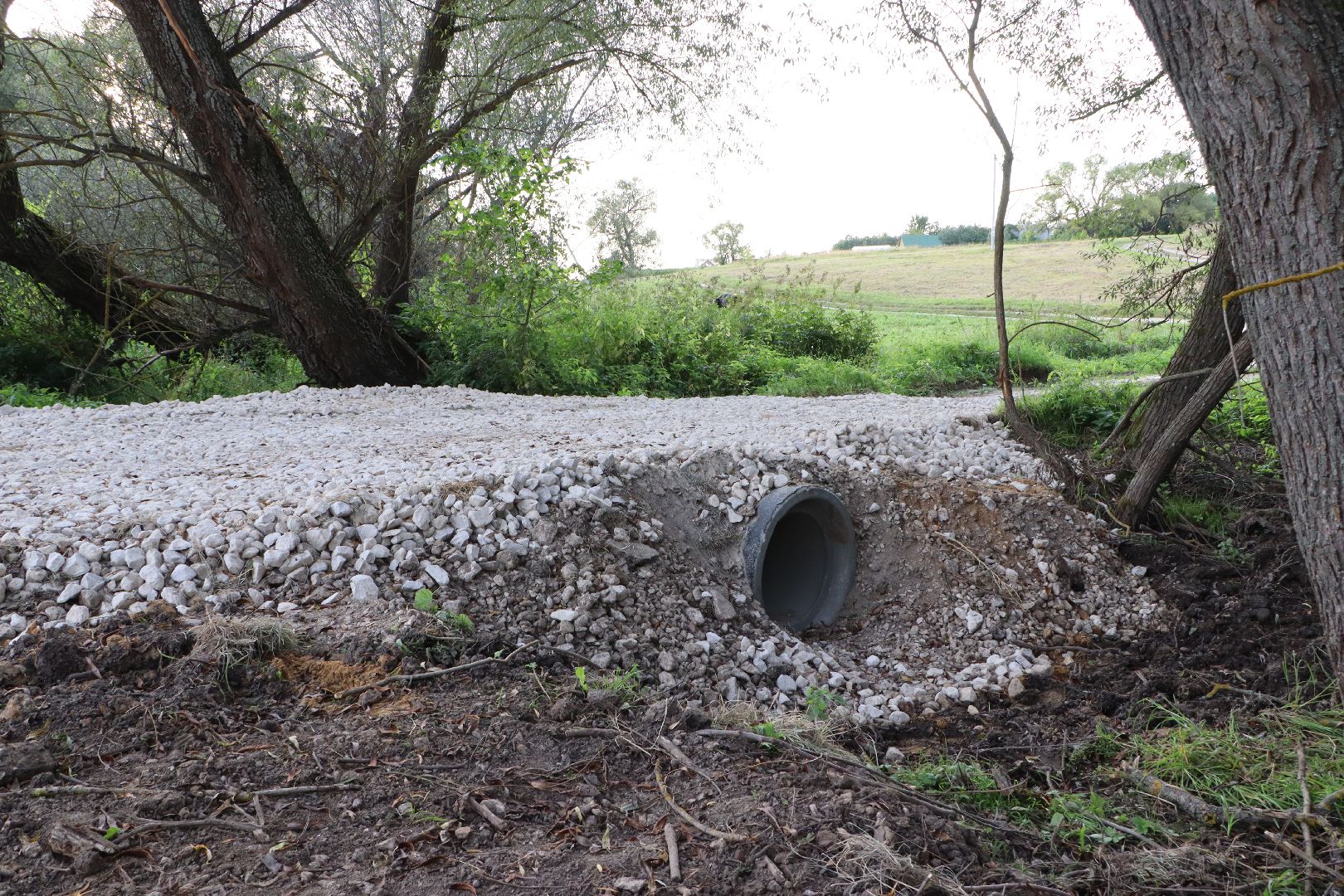 Серебряные Пруды, плотина