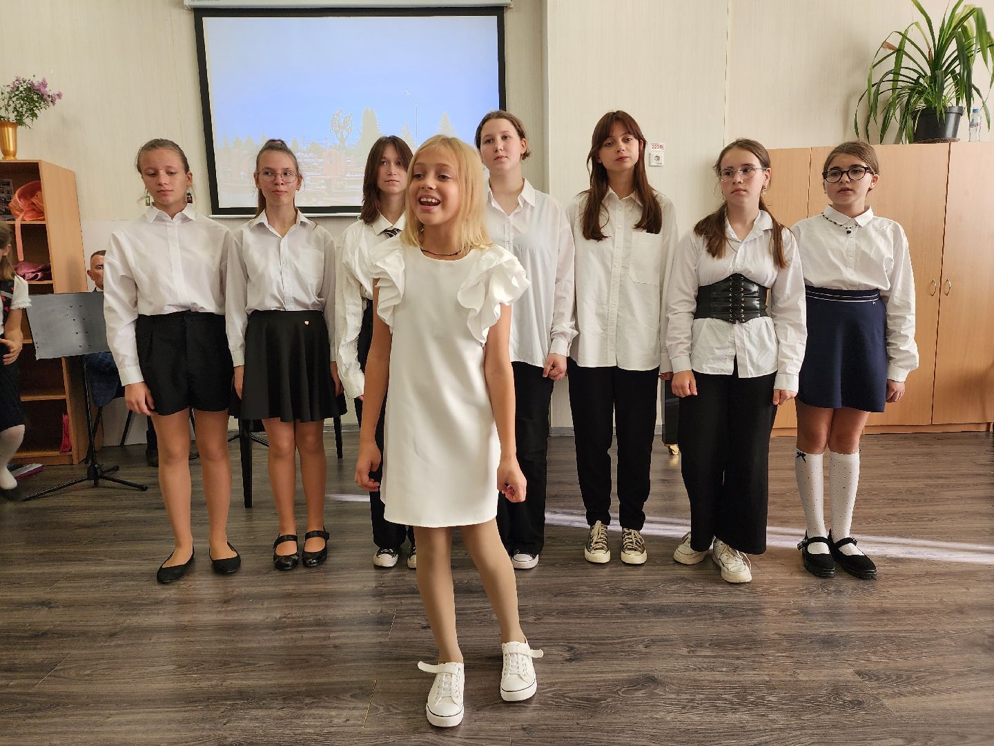 школа искусств, концерт, против терроризма, музыка,