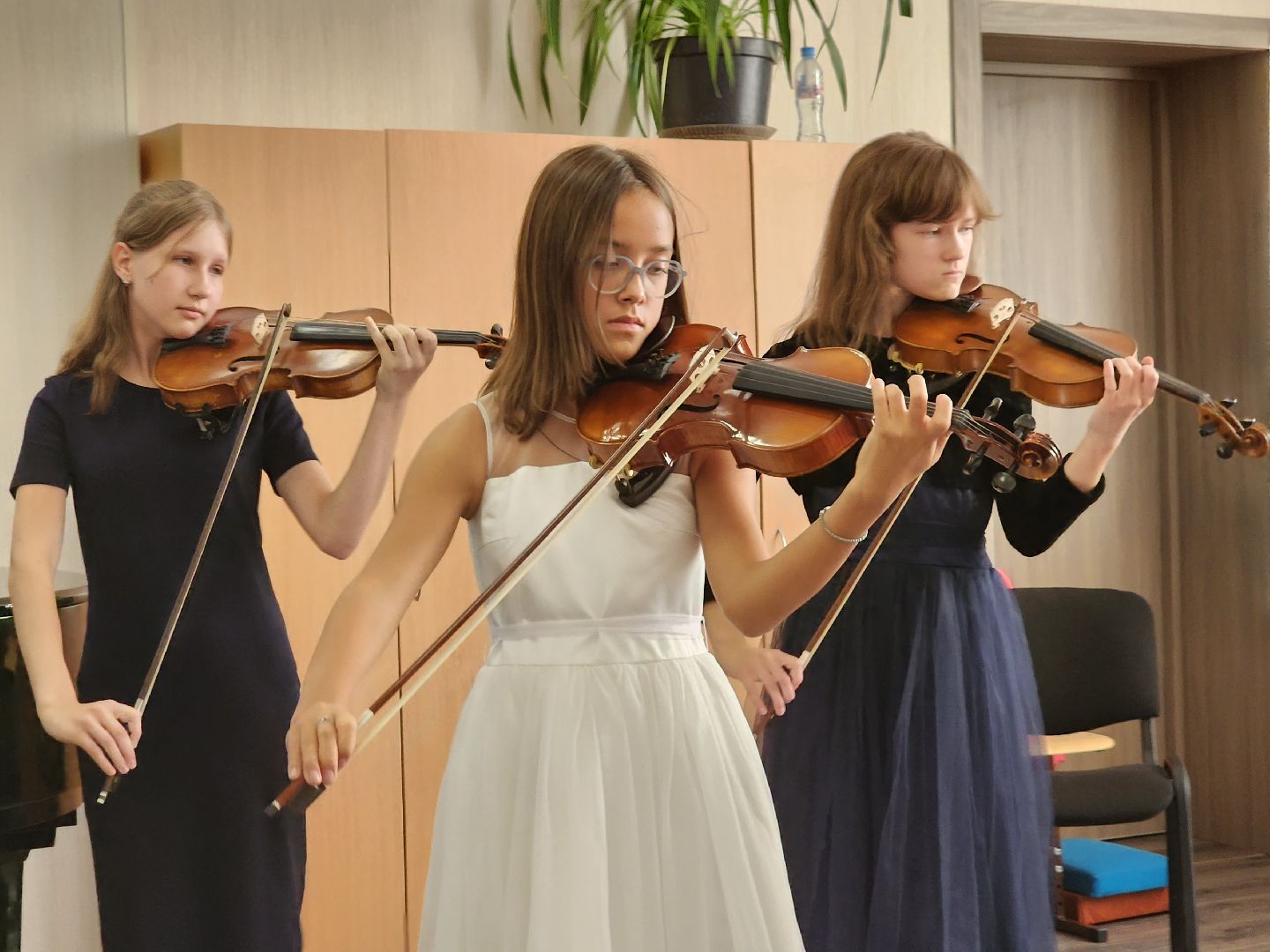 школа искусств, концерт, против терроризма, музыка,