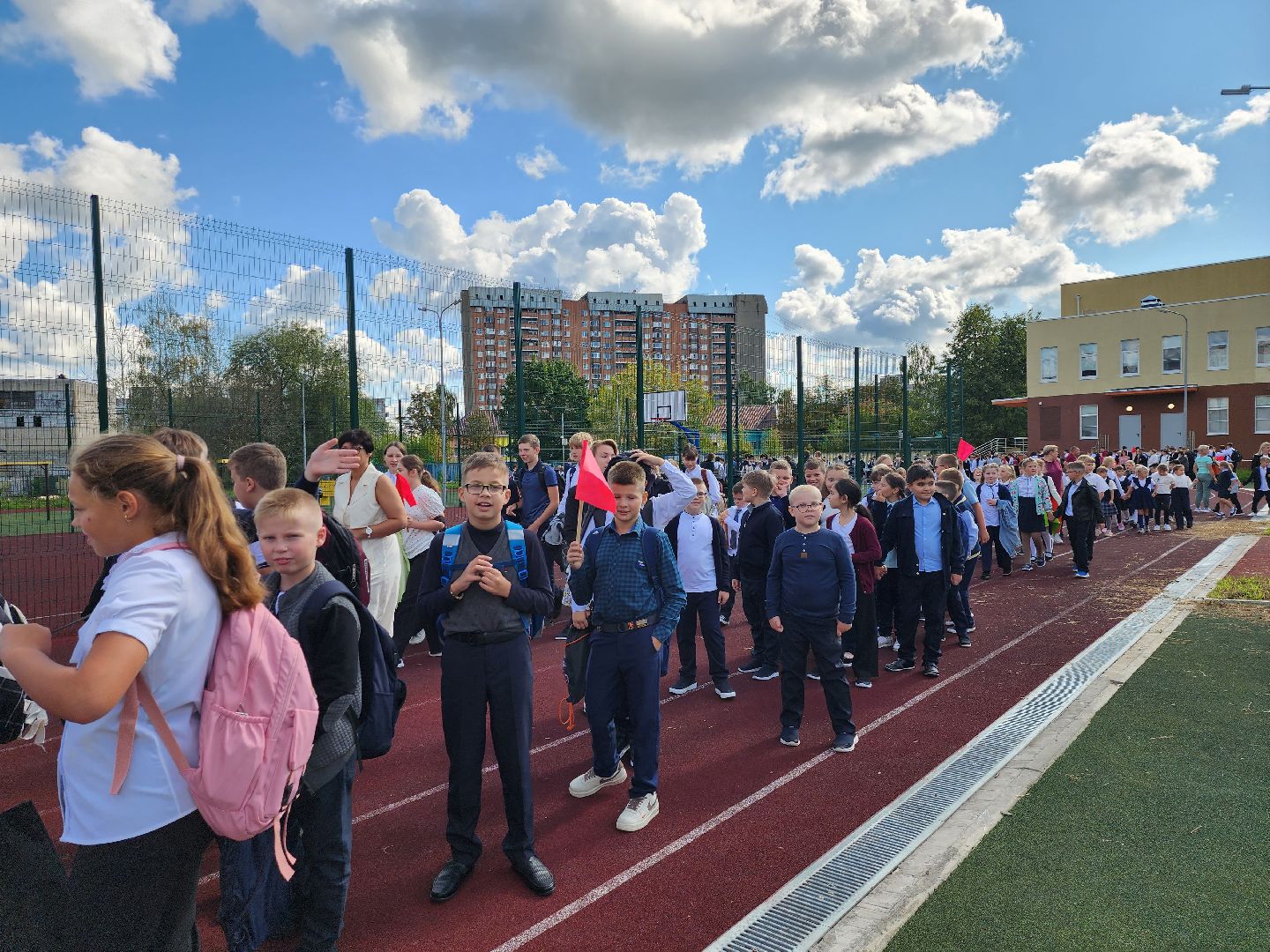 Серпухов, Подмосковье, эвакуация, дети, школа, спасатели, пожарные