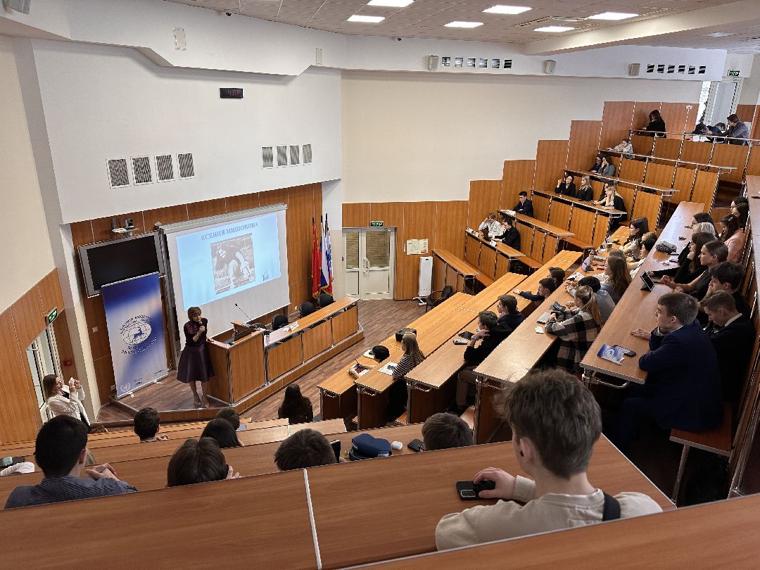 Одинцово, Образование, МГИМО, Модель ООН, Мишонова