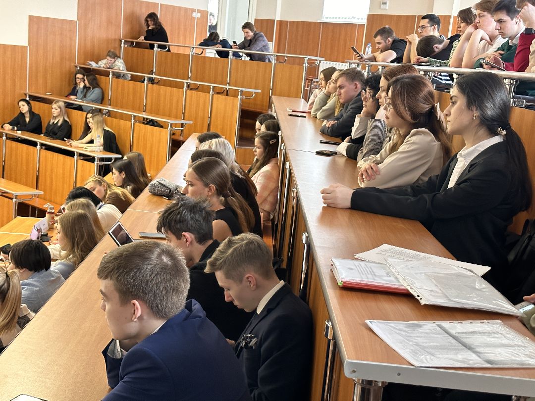 Одинцово, Образование, МГИМО, Модель ООН, Мишонова