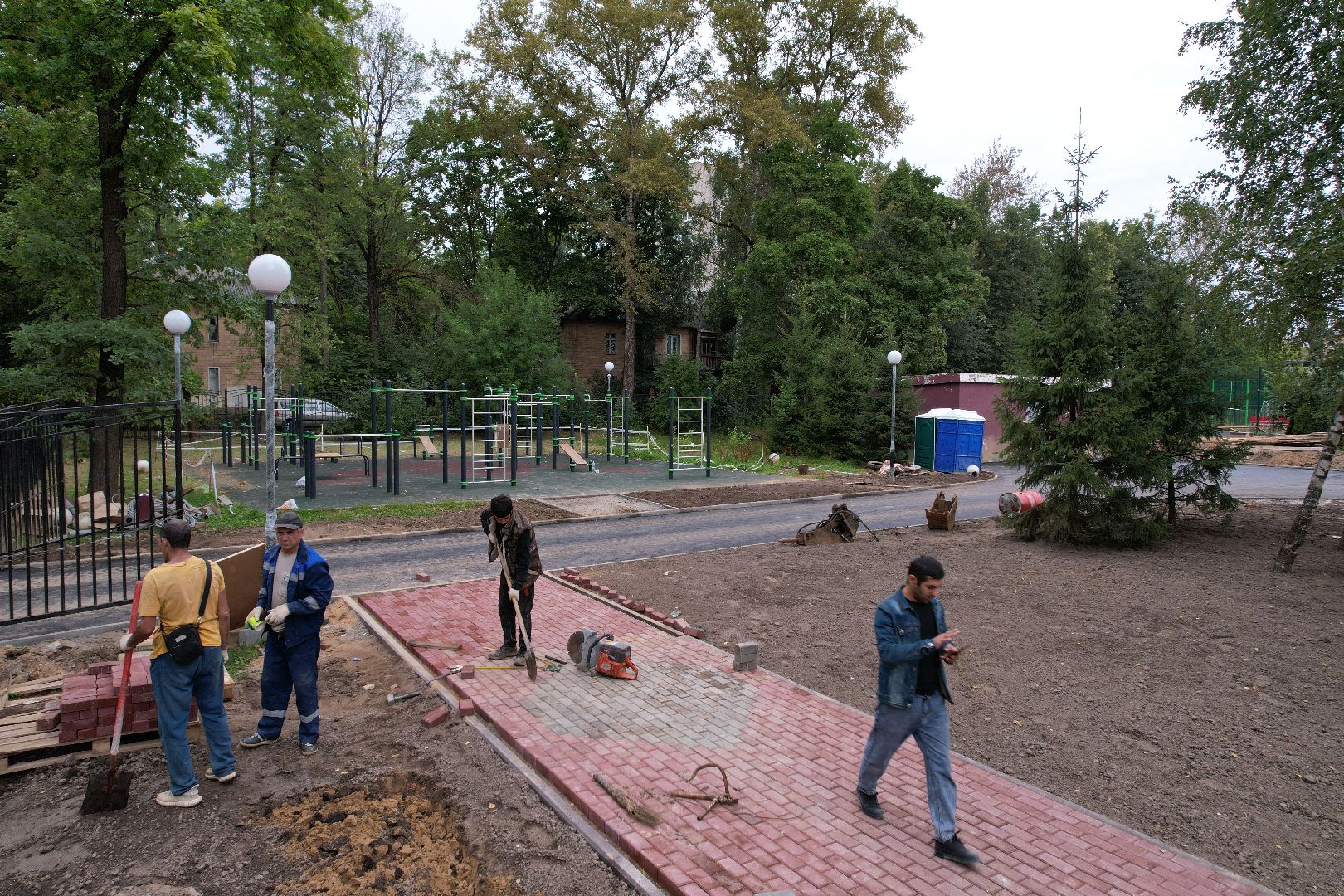 школа, стройка,дети, видео с коптера,