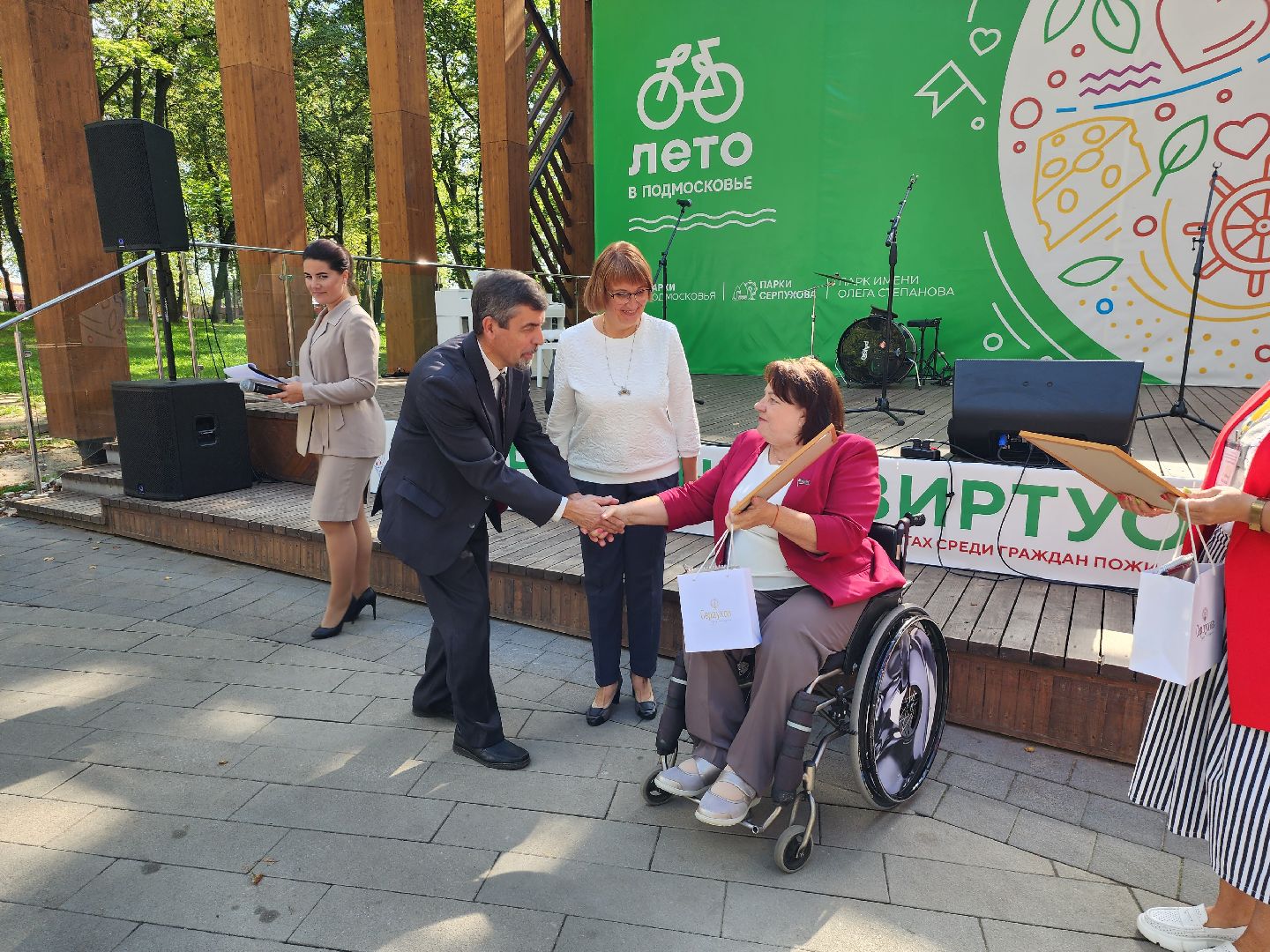фестиваль, активное долголетие, серпухов, парк олега степанова, серебряные виртуозы,