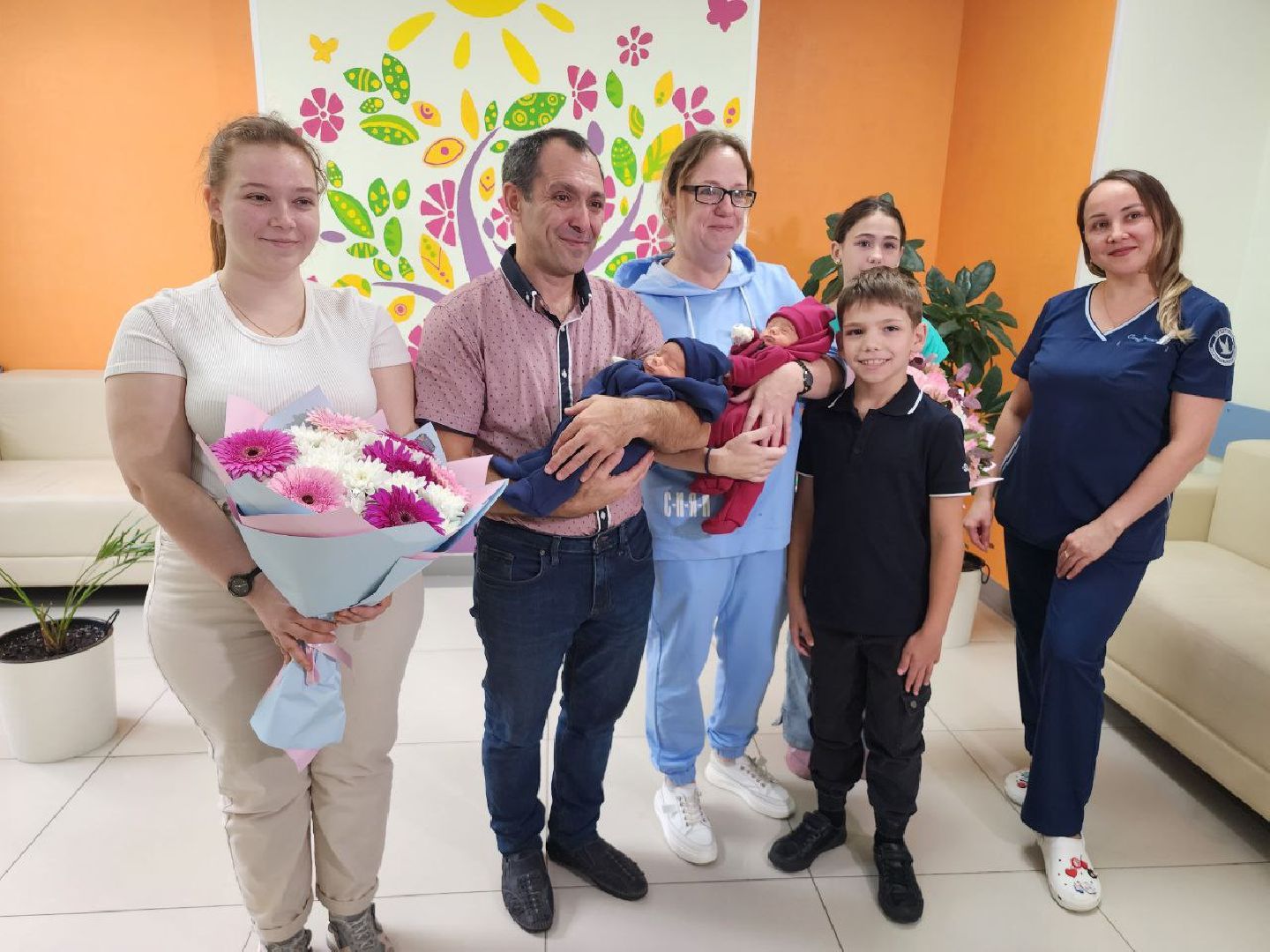 дети; двойня; рождение; многодетная семья; сюрприз