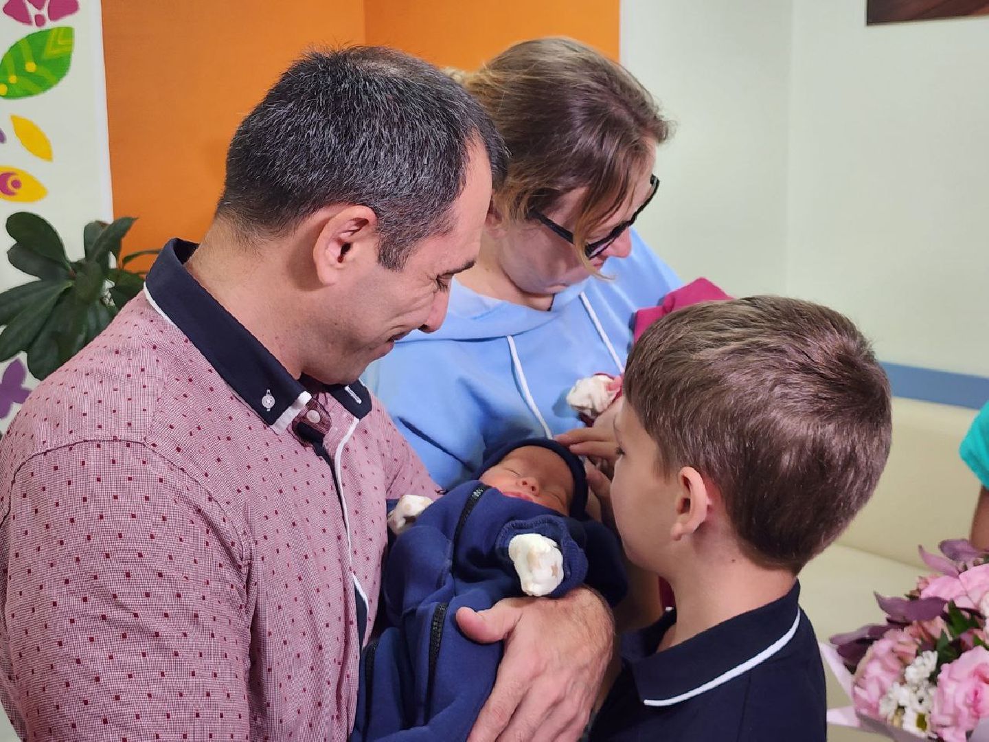 дети; двойня; рождение; многодетная семья; сюрприз