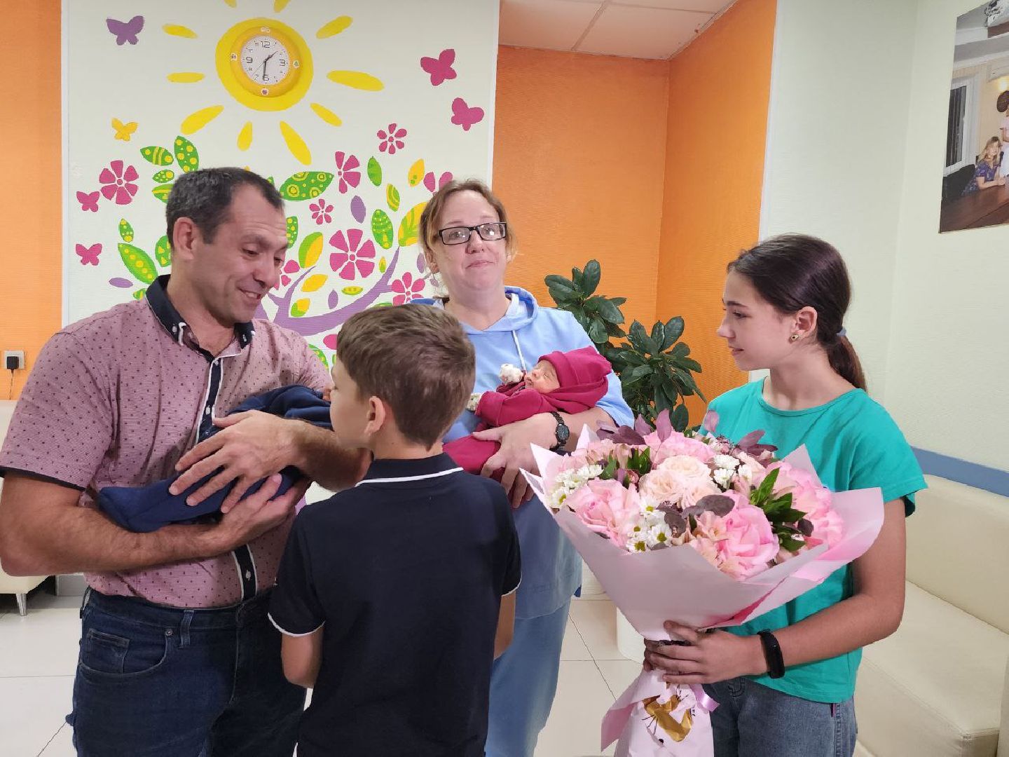 дети; двойня; рождение; многодетная семья; сюрприз