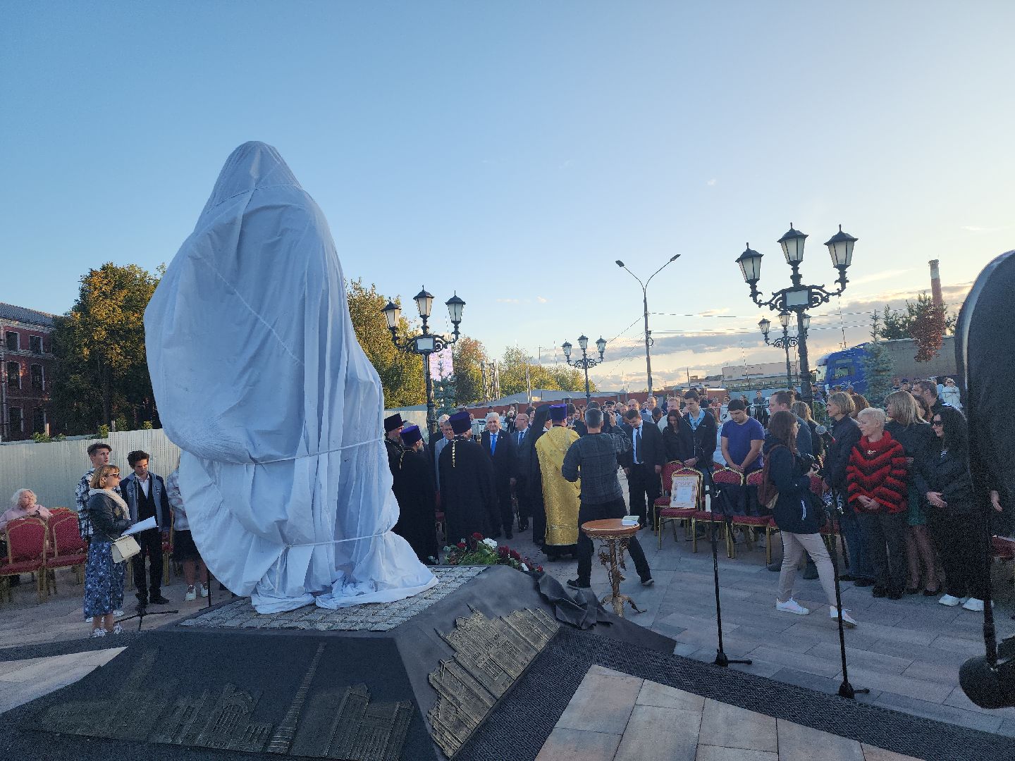 Памятник, Арсений Морозов, меценат, Ногинск, Богородский городской округ