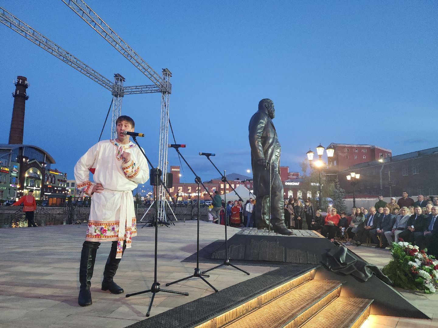 Памятник, Арсений Морозов, меценат, Ногинск, Богородский городской округ