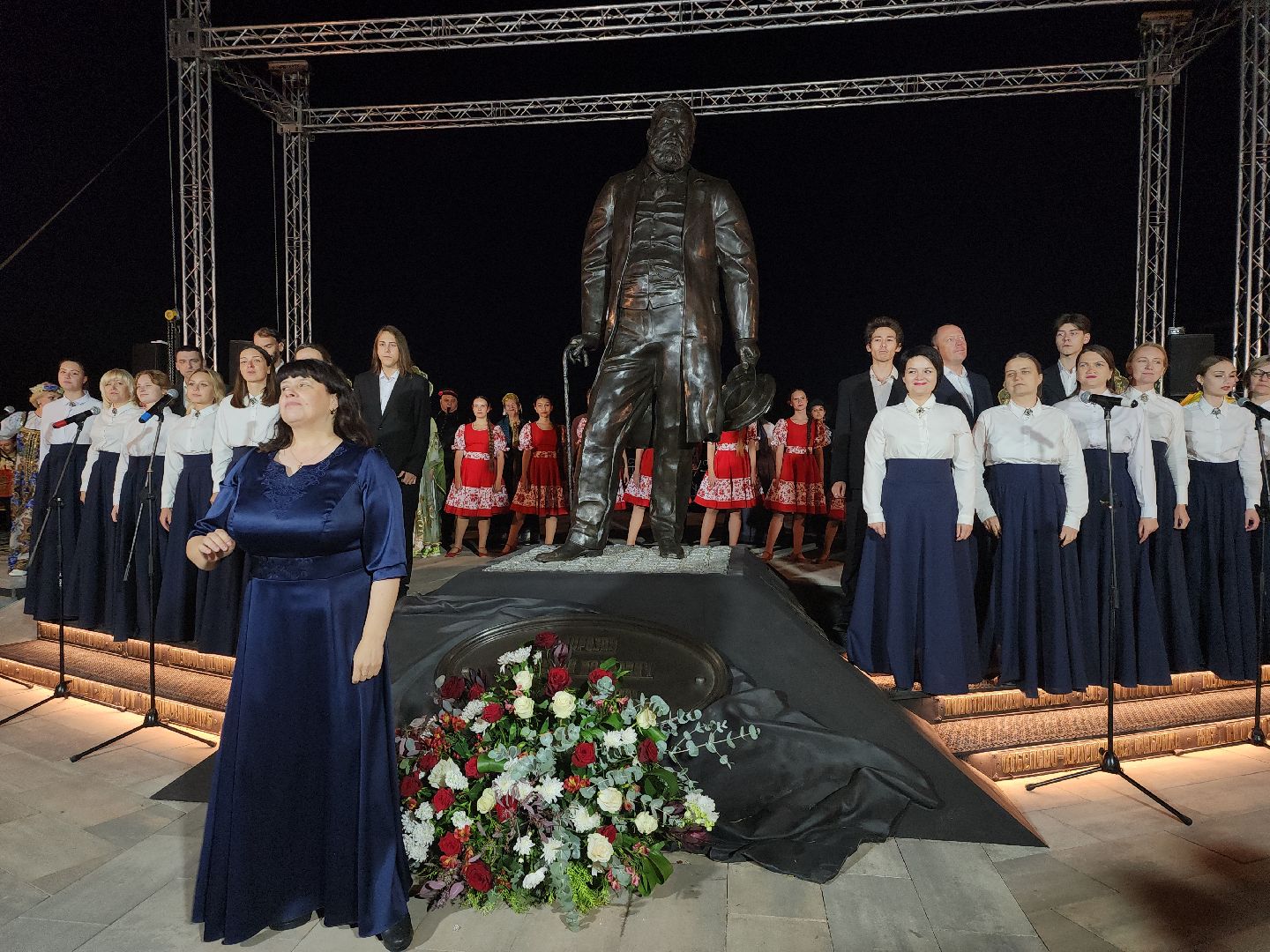 Памятник, Арсений Морозов, меценат, Ногинск, Богородский городской округ