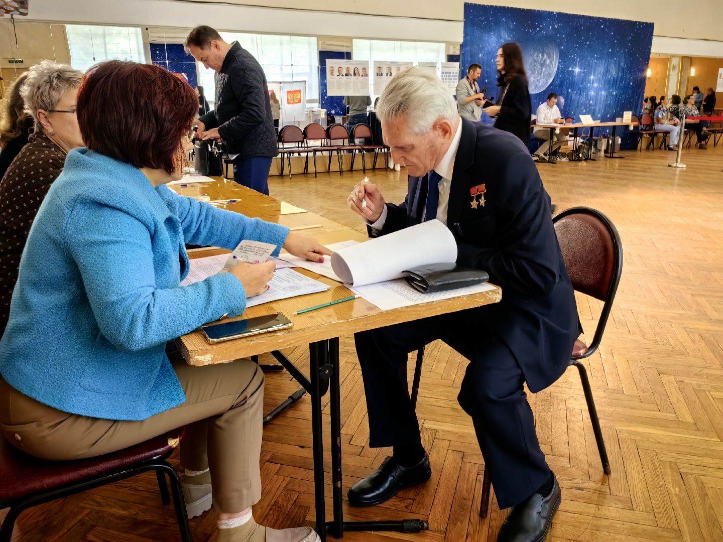 Выборы, лётчик, космос, орбита