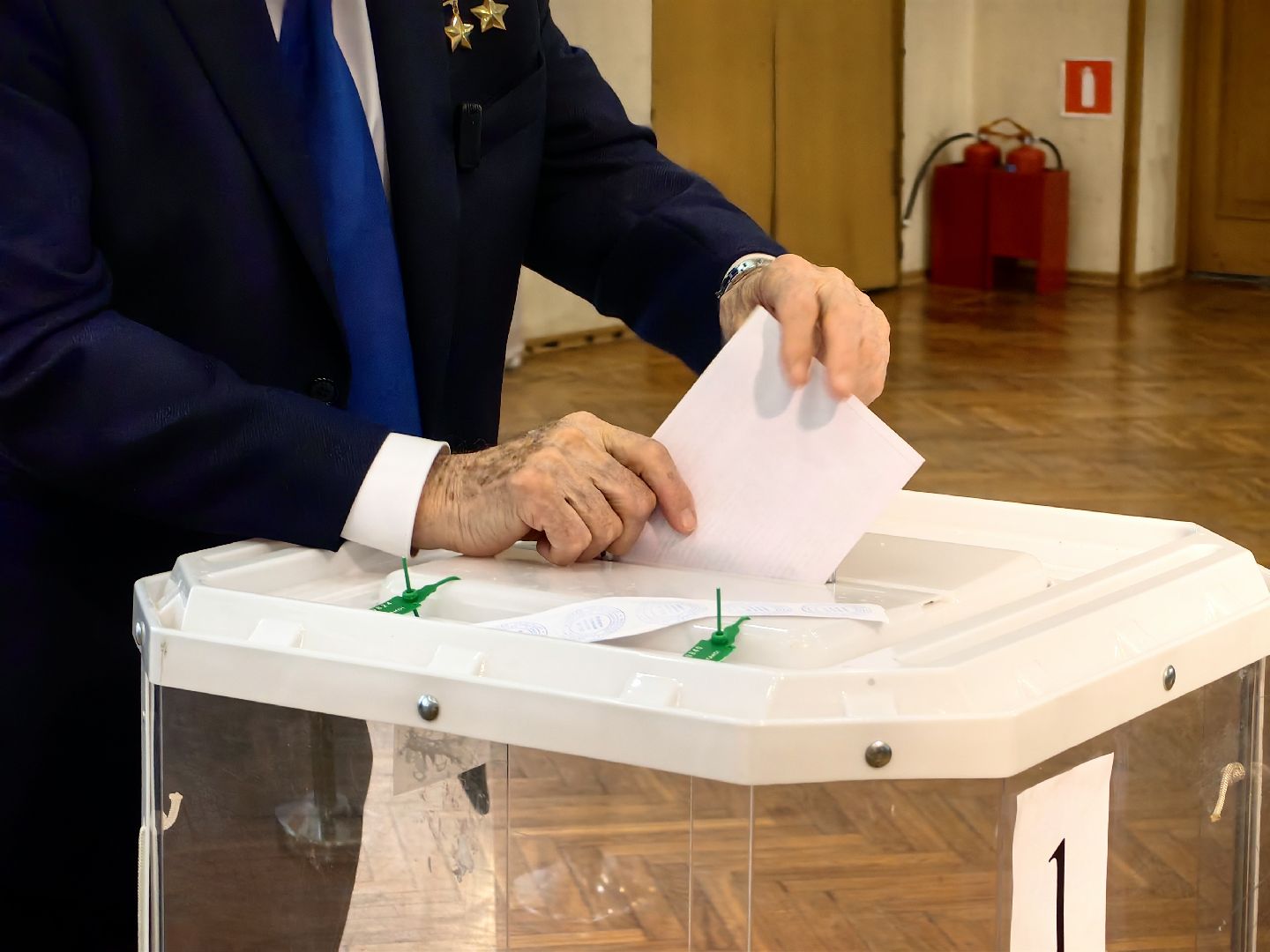 Выборы, лётчик, космос, орбита