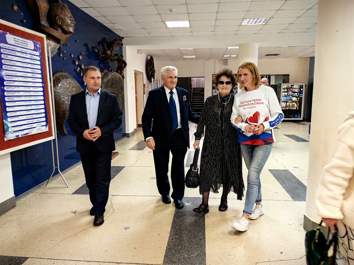 Выборы, лётчик, космос, орбита