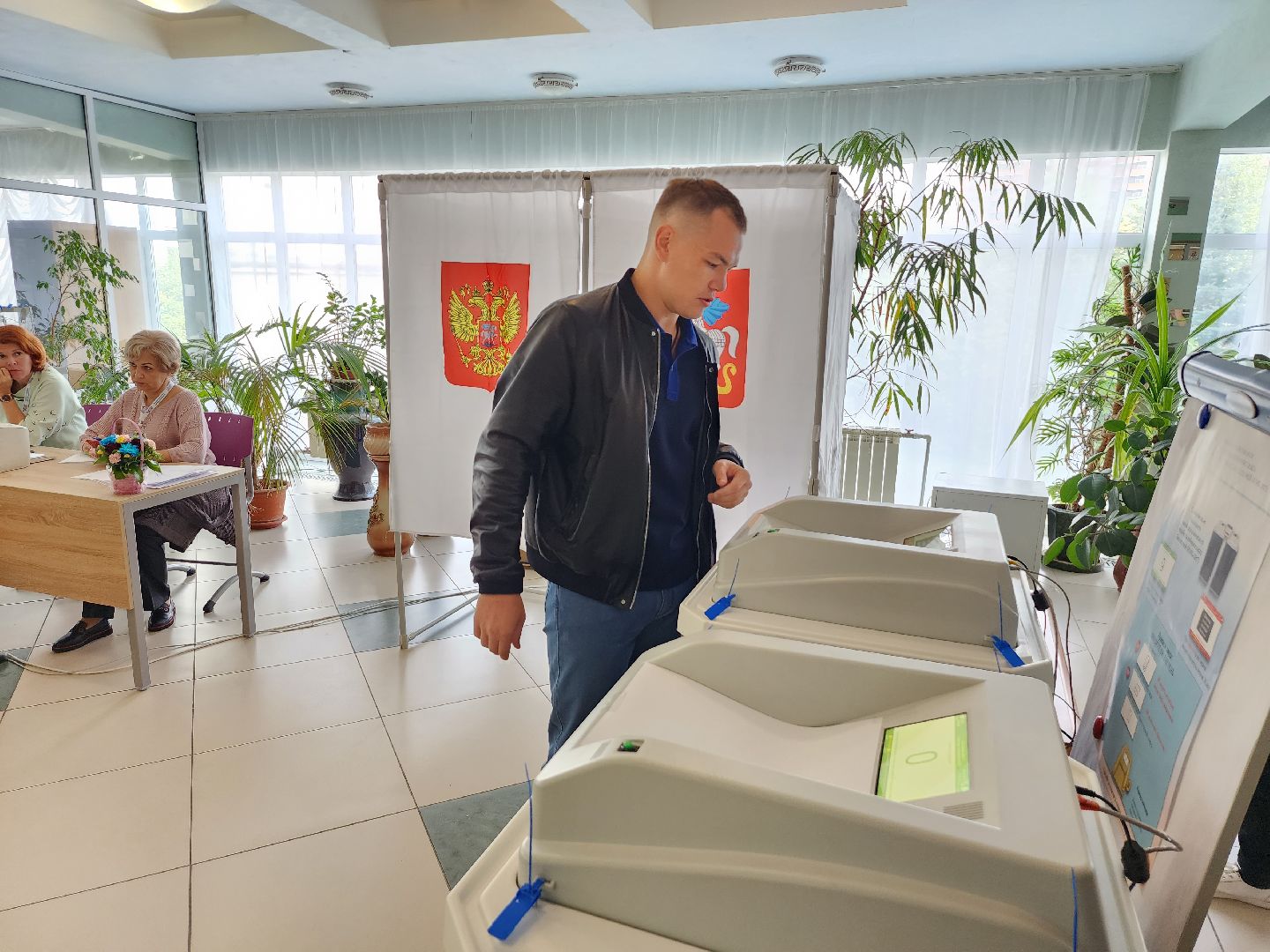 федор чудинов, чемпион мира по боксу, бокс, выборы губернатора московской области, серпухов, губернский колледж, подмосковье выбирает 2023, подмосковьевыбирает 2023, подмосковьевыбирает2023, едг 2023,