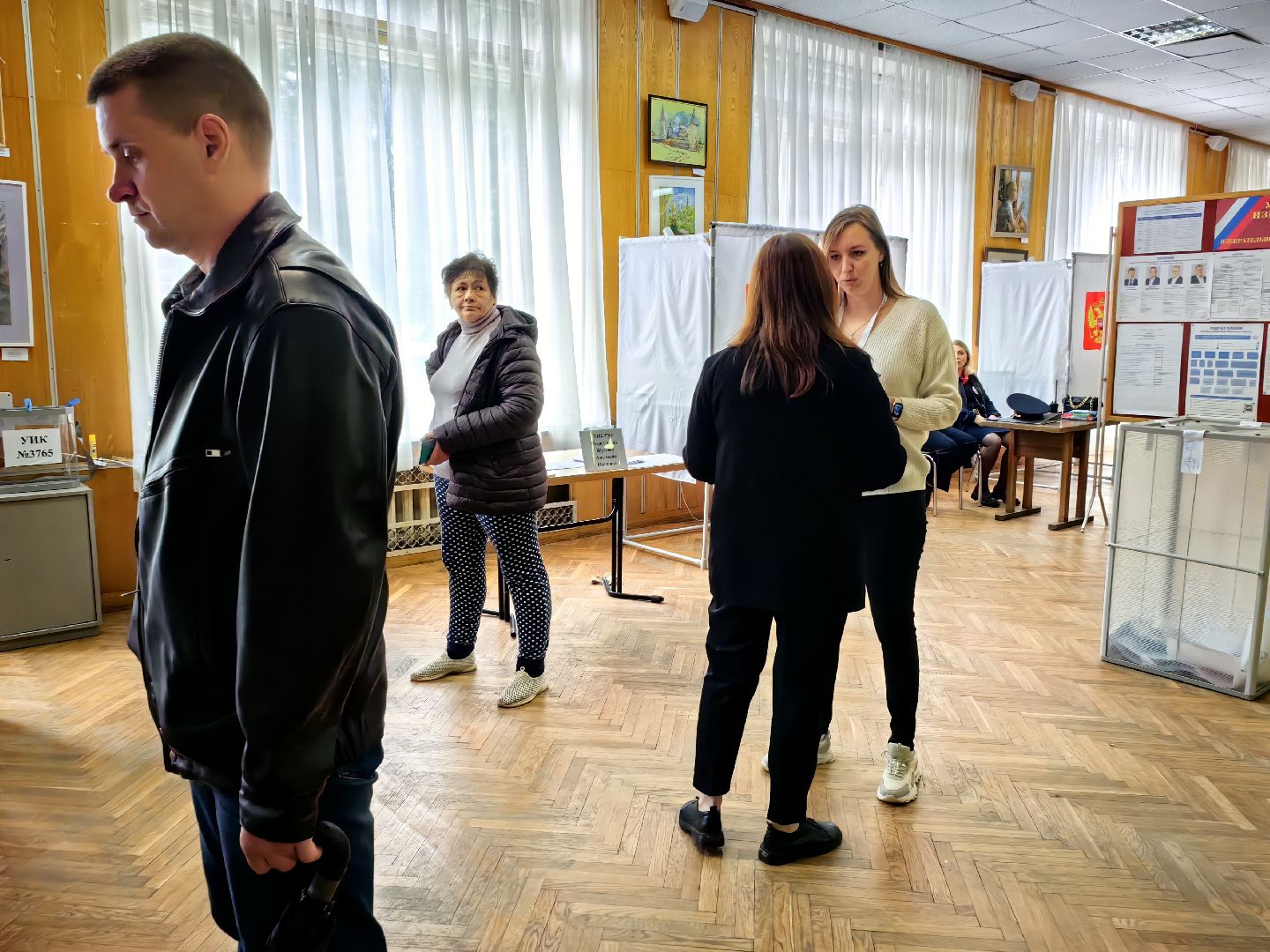 ##Лётчик, Выборы, космонавт, гражданский долгзвездный городок,