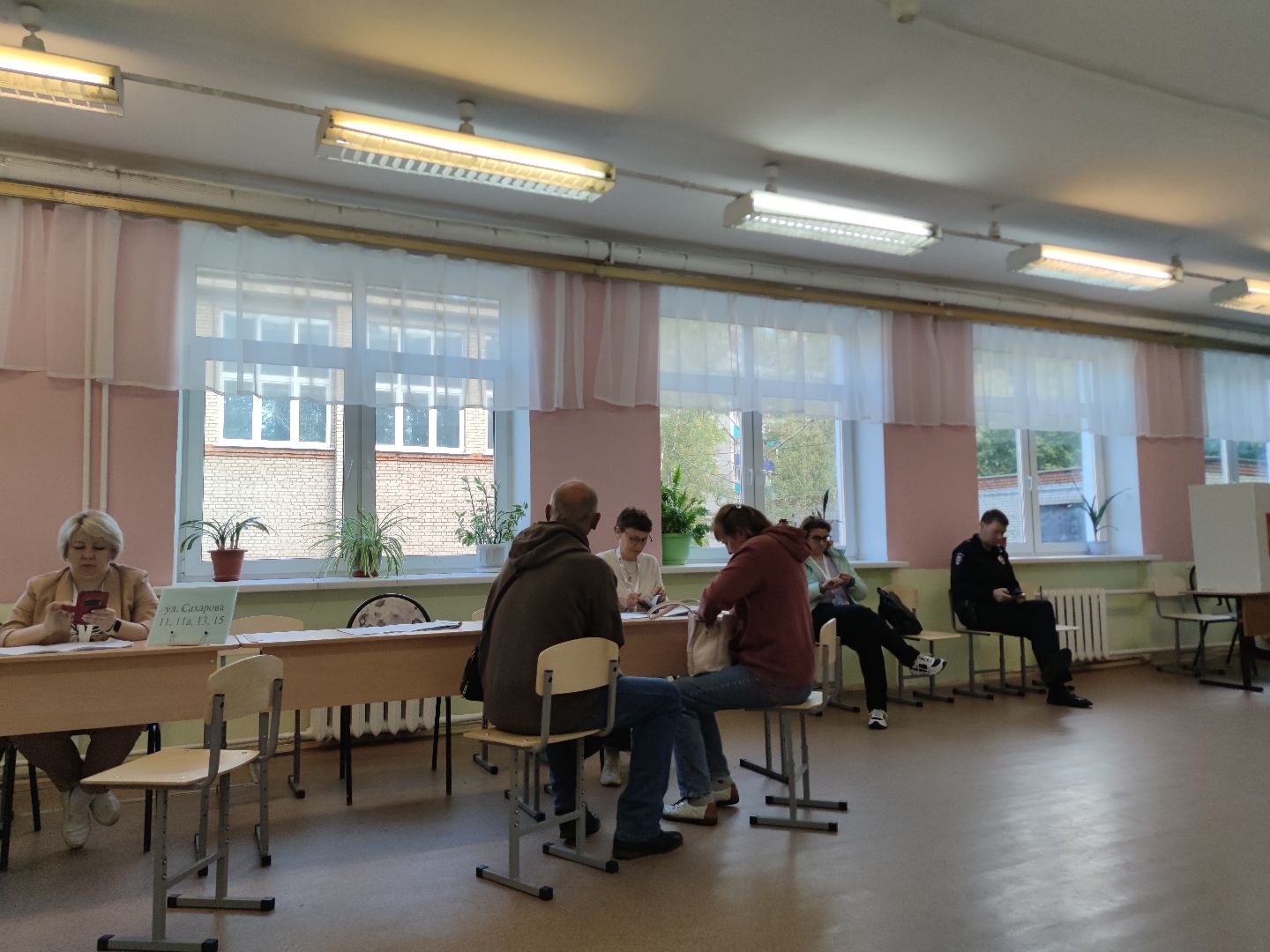 Выборы 2023, выборы губернатора, открытие участка, второй день голосования, Дубна