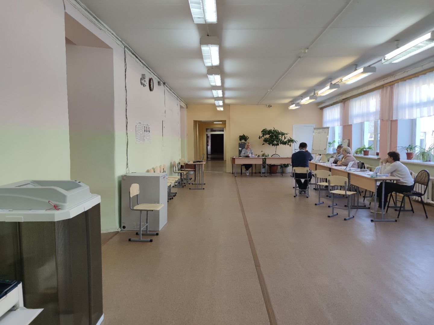 Выборы 2023, выборы губернатора, открытие участка, второй день голосования, Дубна