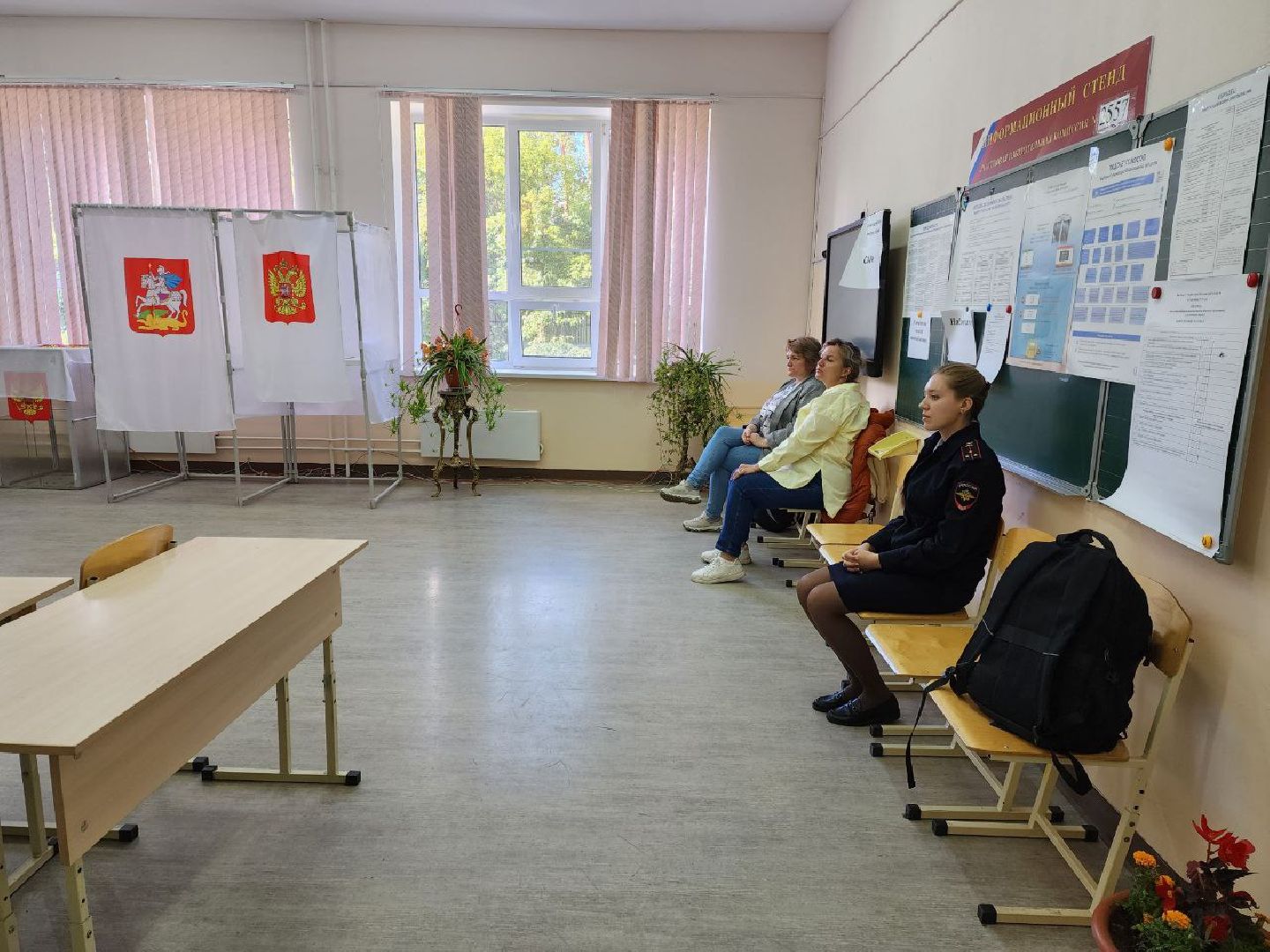 Раменское, выборы, ветеран СВО проголосовал в Ильинской средней школе № 26