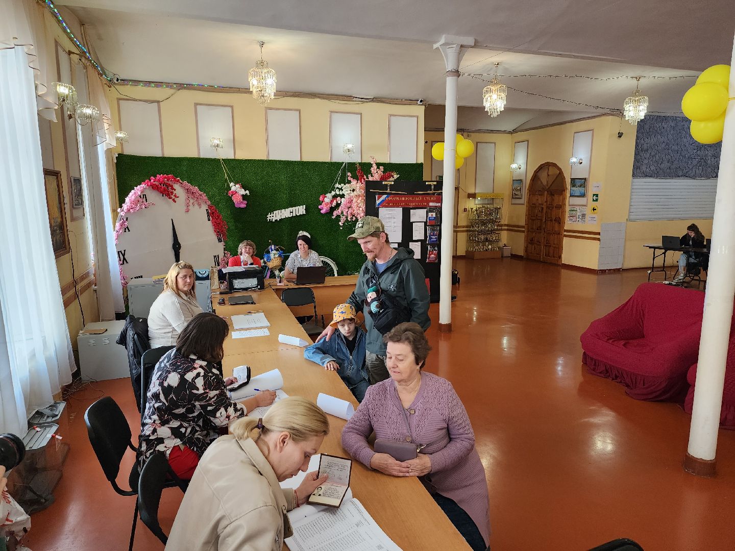 ветераны, пограничники, серпухов, выборы, выборы 2023, выборы губернатора московской области, ДК Исток,