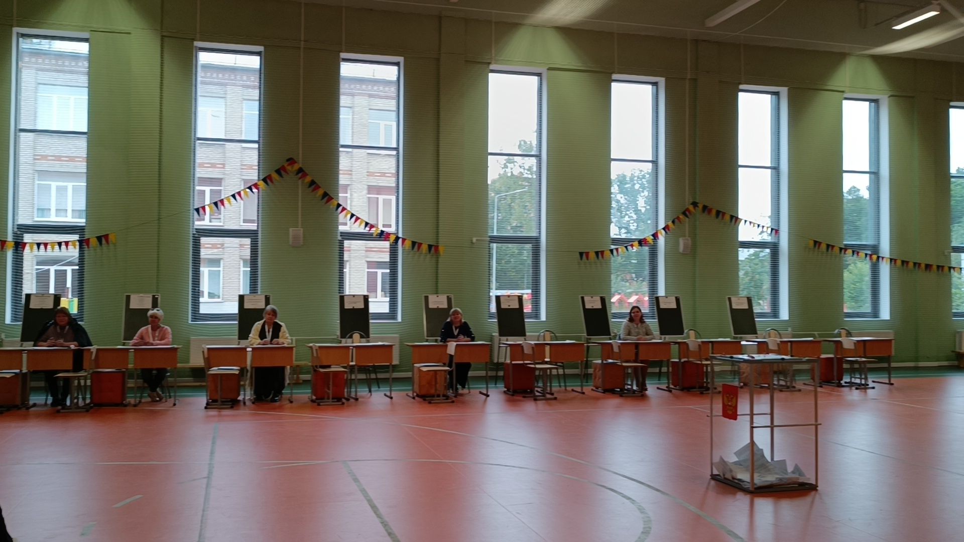 Лобня, общество, выборы