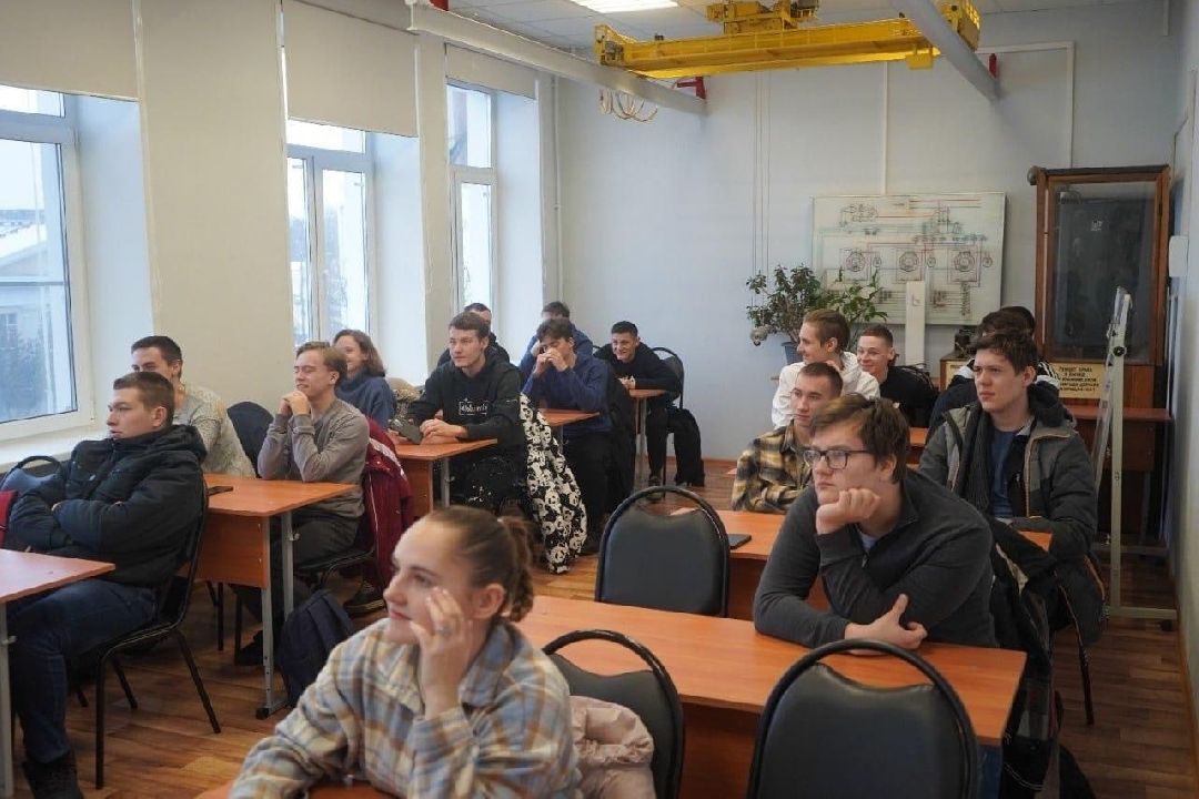 Экономика, Коломенский завод, профессиональное обучение, рабочие места