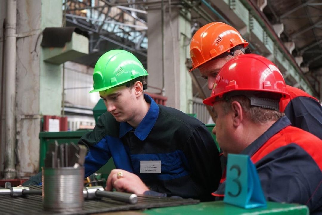 Экономика, Коломенский завод, профессиональное обучение, рабочие места