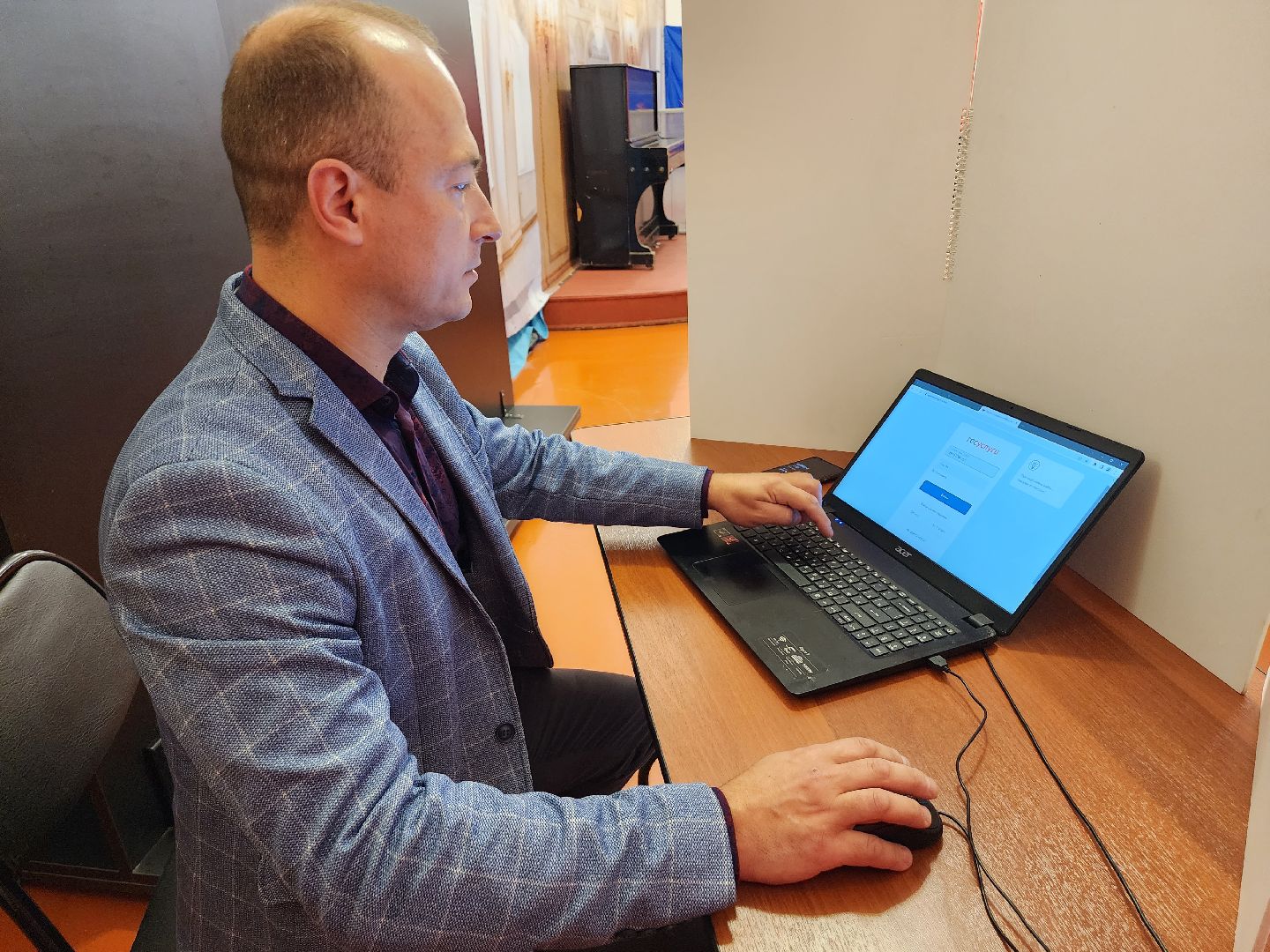 онлайн-голосование, выборы 2023, выборы губернатора московской области, серпухов, ДК Исток, подмосковье выбирает 2023, подмосковьевыбирает2023, едг 2023,