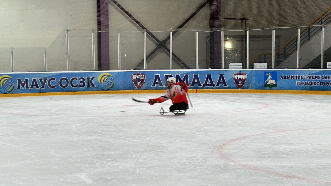 Спорт, Возвращение в жизнь, Паралимпийцы, Подмосковье, Слэдж-хоккей, Вадим Селюкин, Личным примером, Одинец