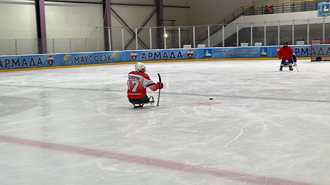 Спорт, Возвращение в жизнь, Паралимпийцы, Подмосковье, Слэдж-хоккей, Вадим Селюкин, Личным примером, Одинец