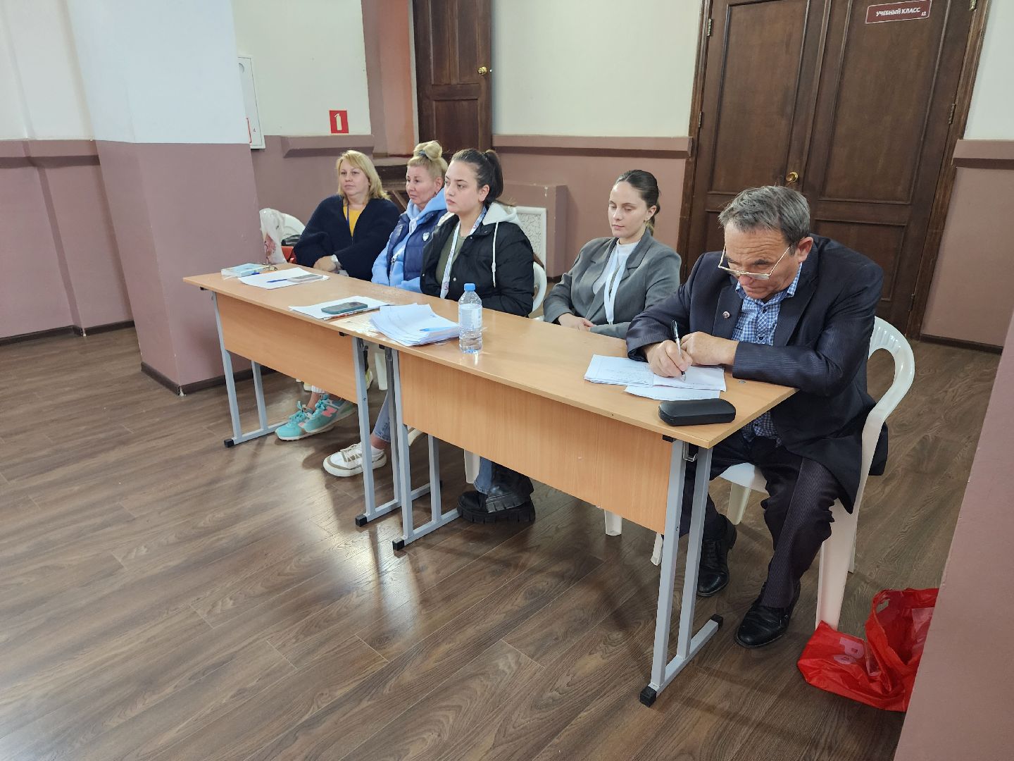 Голосование, выборы, дом культуры