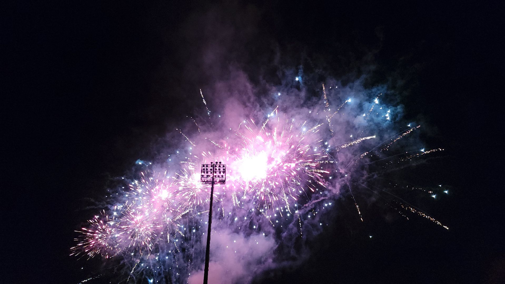 салют, день города,