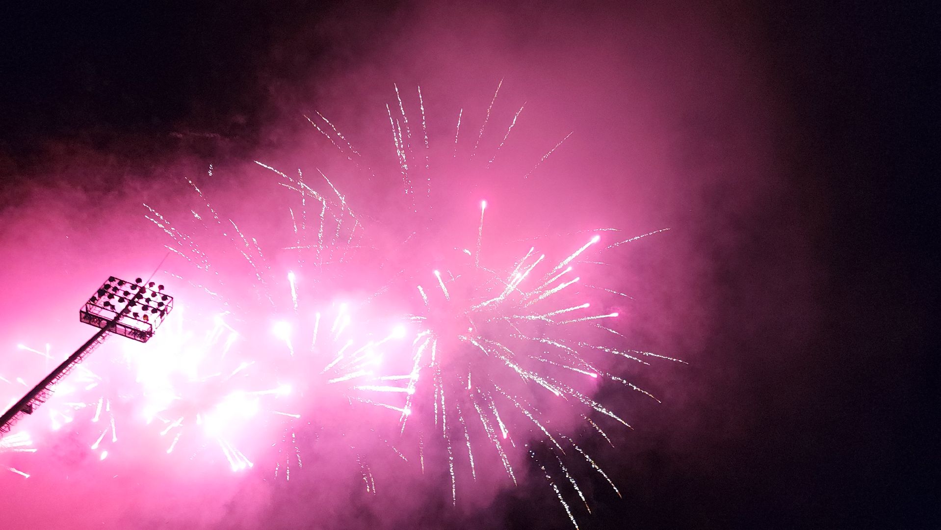 салют, день города,